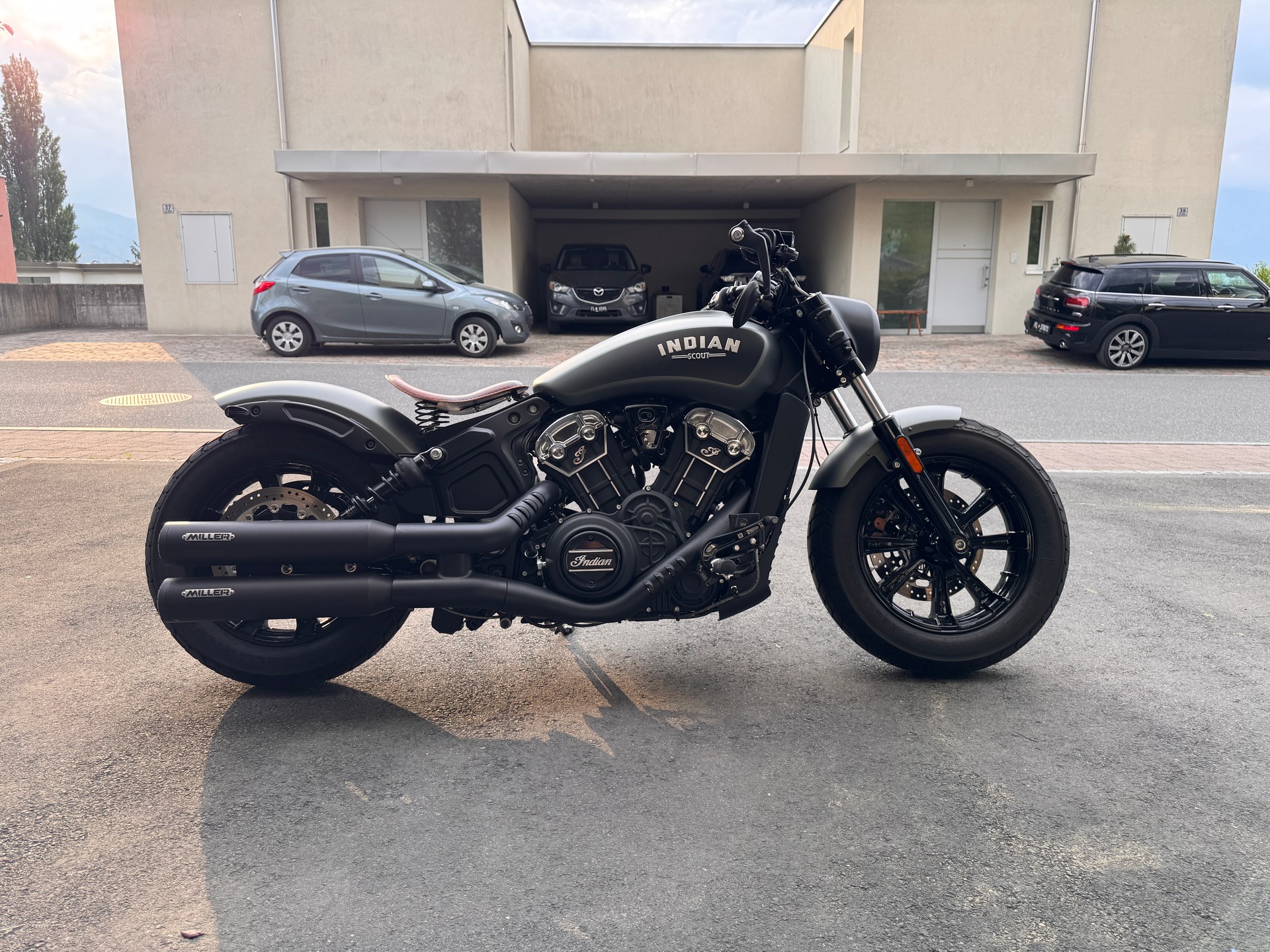 INDIAN Scout Bobber-image-2
