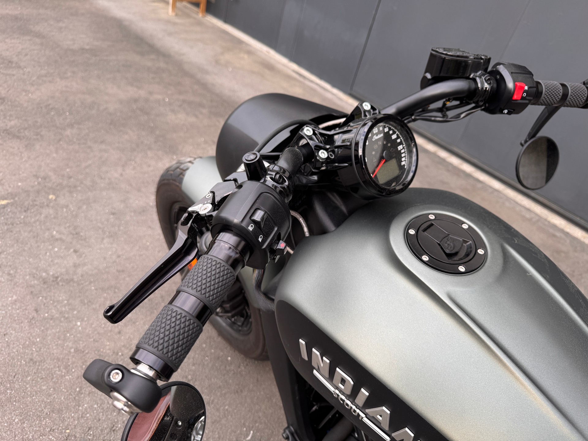 INDIAN Scout Bobber-image-5