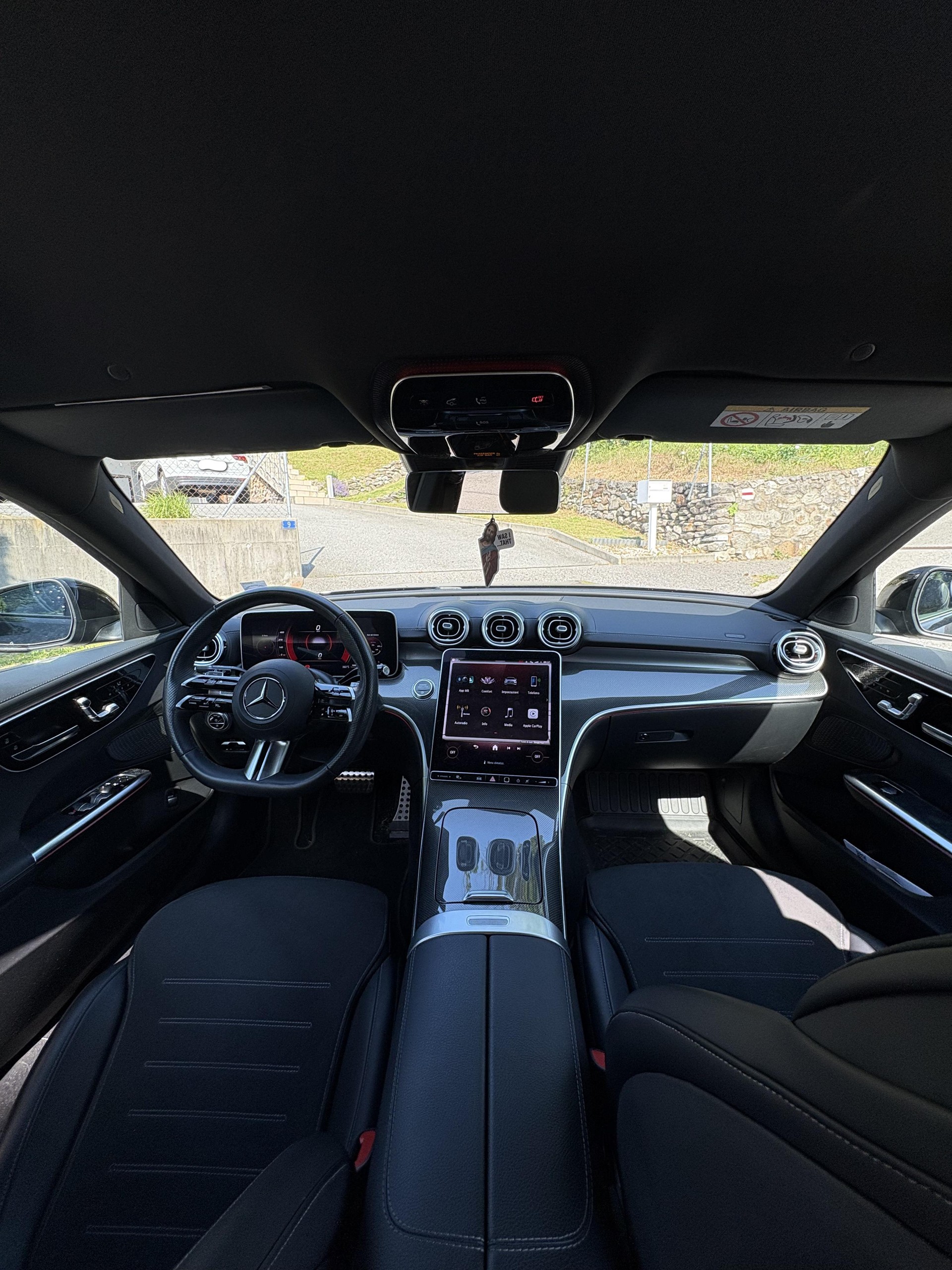 MERCEDES-BENZ C 300 AMG Line 4matic-image-5