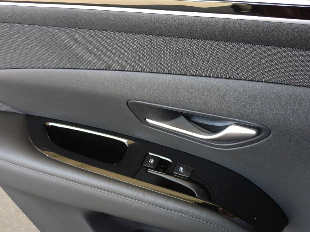 HYUNDAI TUCSON 1.6 T-GDi Hybrid Vertex 4WD-image-16