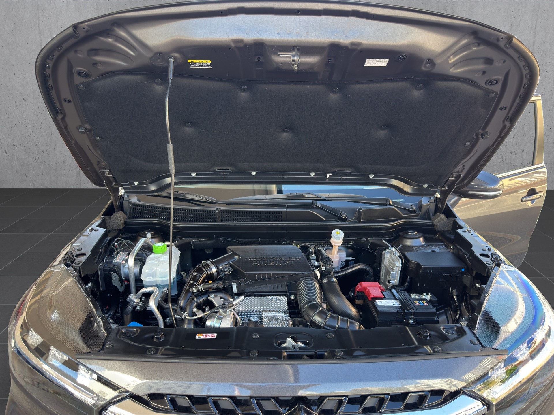 SUZUKI S-Cross 1.4 16V Compact+ MHD 4WD Automatic-image-14