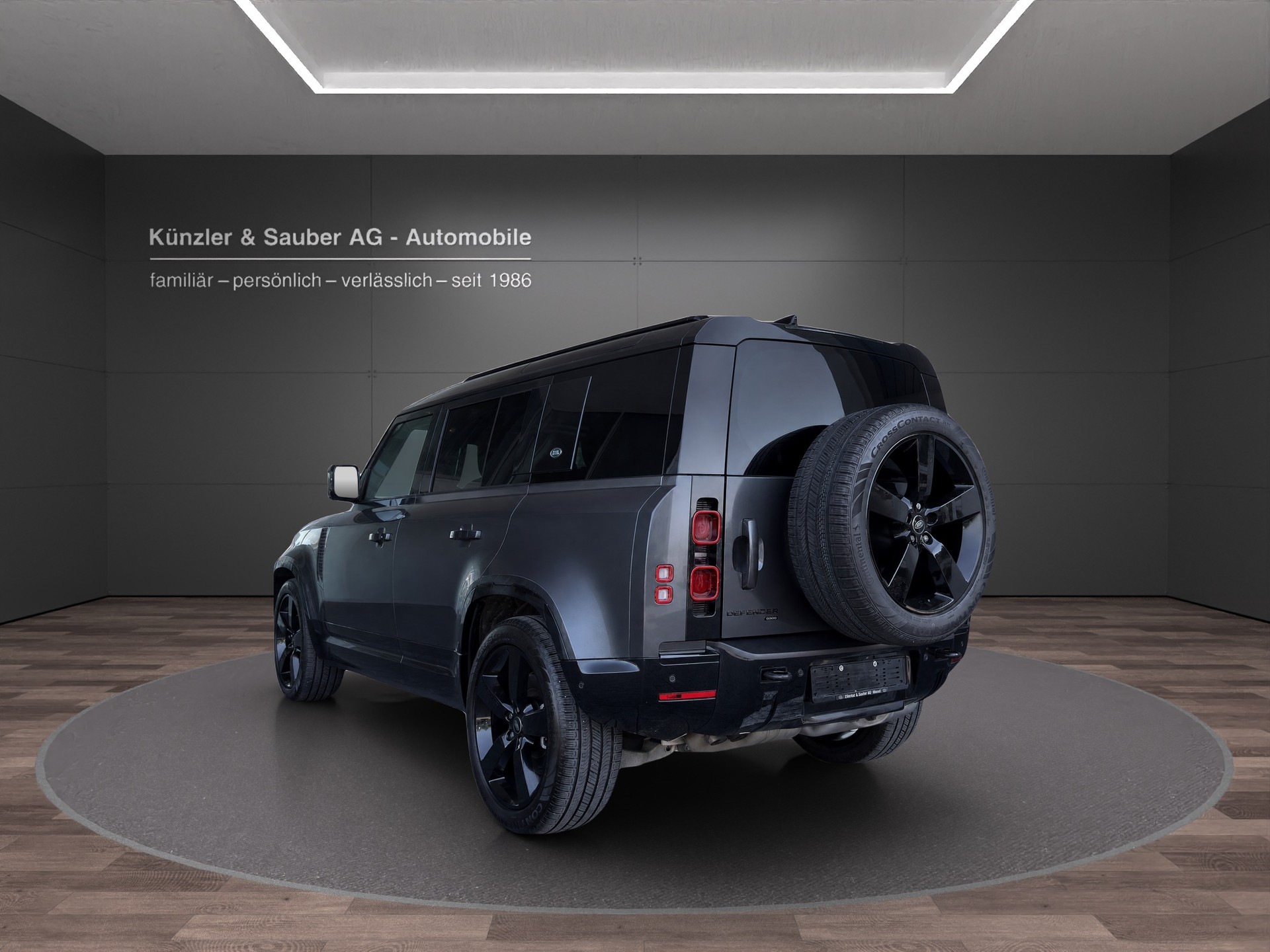 LAND ROVER Defender 110 3.0 D I6 300 X-Dynamic HSE AWD AT8-image-17