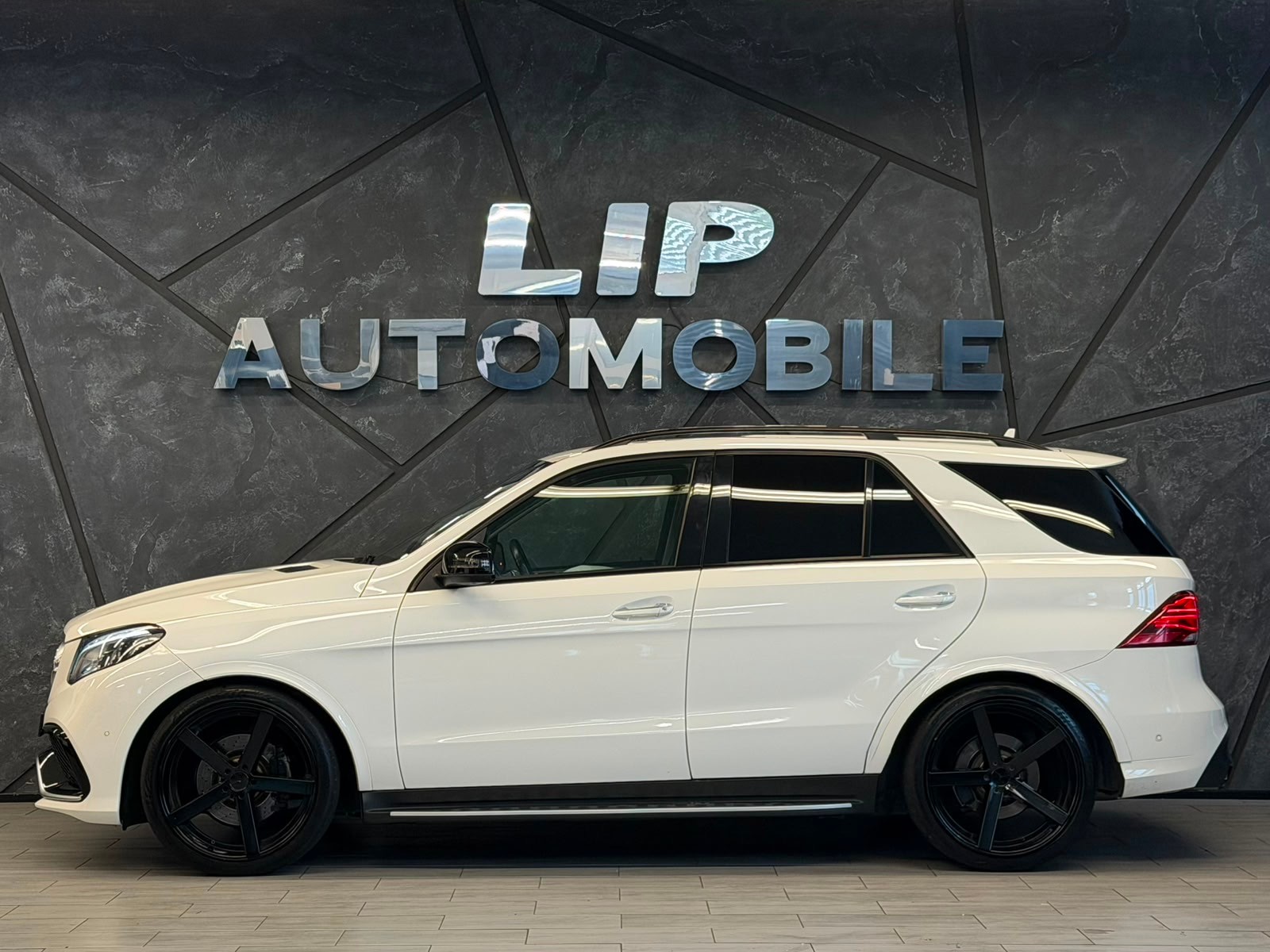 MERCEDES-BENZ GLE 350 d Executive 63 AMG Umbau 4Matic 9G-Tronic-image-4