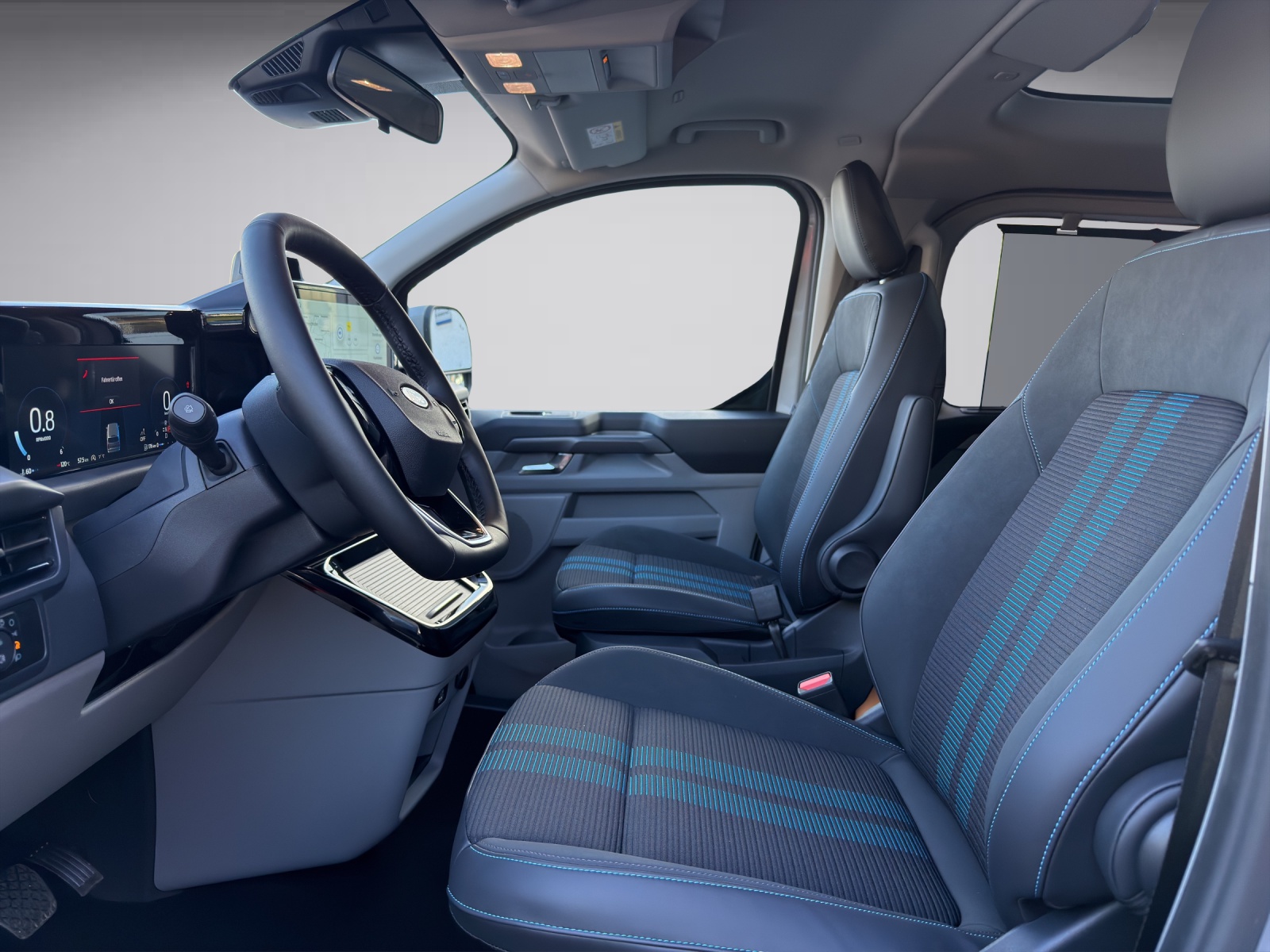 FORD Tourneo C Bus 320 L1 2.0 EcoBlue 170 Sport 4x4-image-8