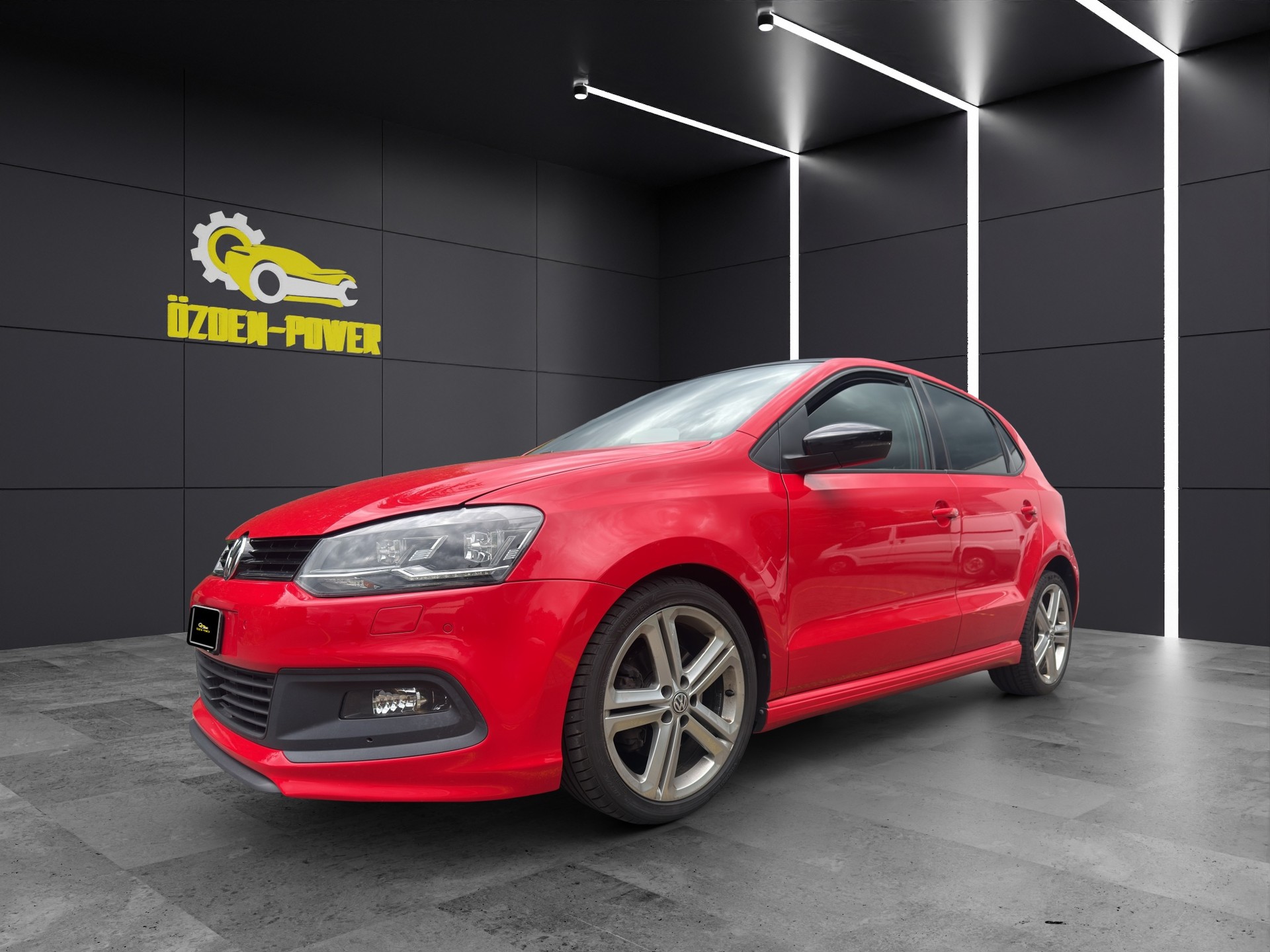 VW Polo 1.0 TSI BMT Premium *Beats Soundsystem* DSG-image-0