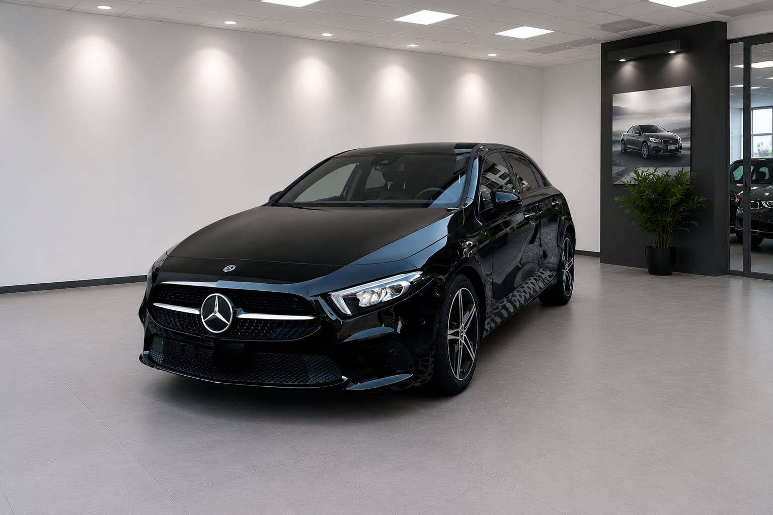 MERCEDES-BENZ A 180 Night Star 7G-DCT CON GANCIO DI TRAINO-image-0