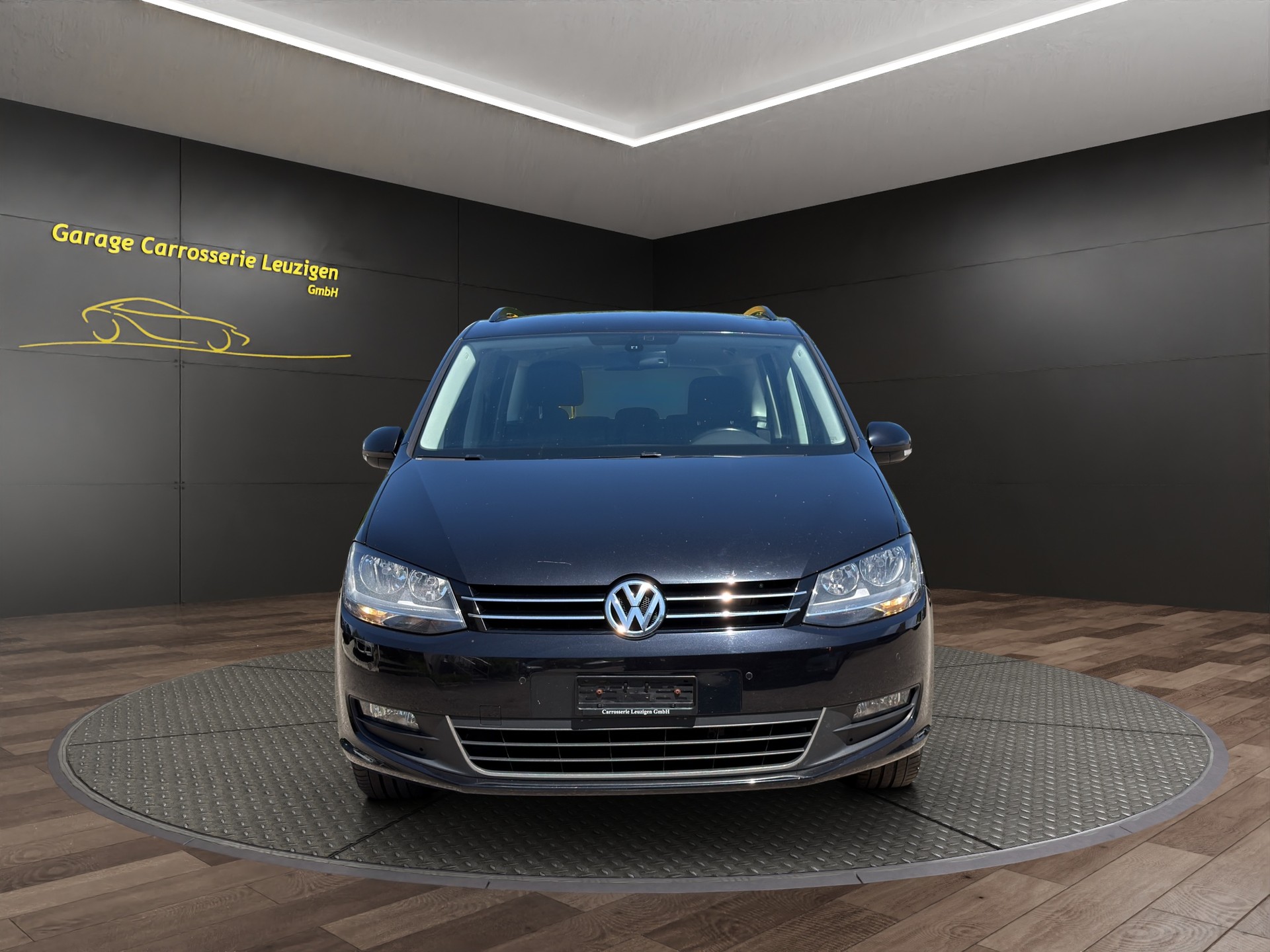 VW Sharan 2.0 TDI BMT Comfortline DSG 7 Plätze-image-2