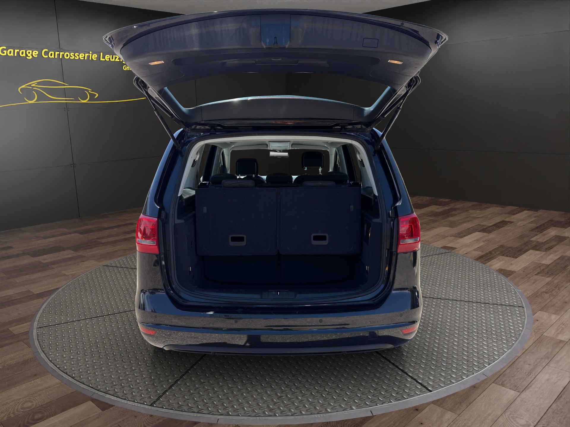 VW Sharan 2.0 TDI BMT Comfortline DSG 7 Plätze-image-12
