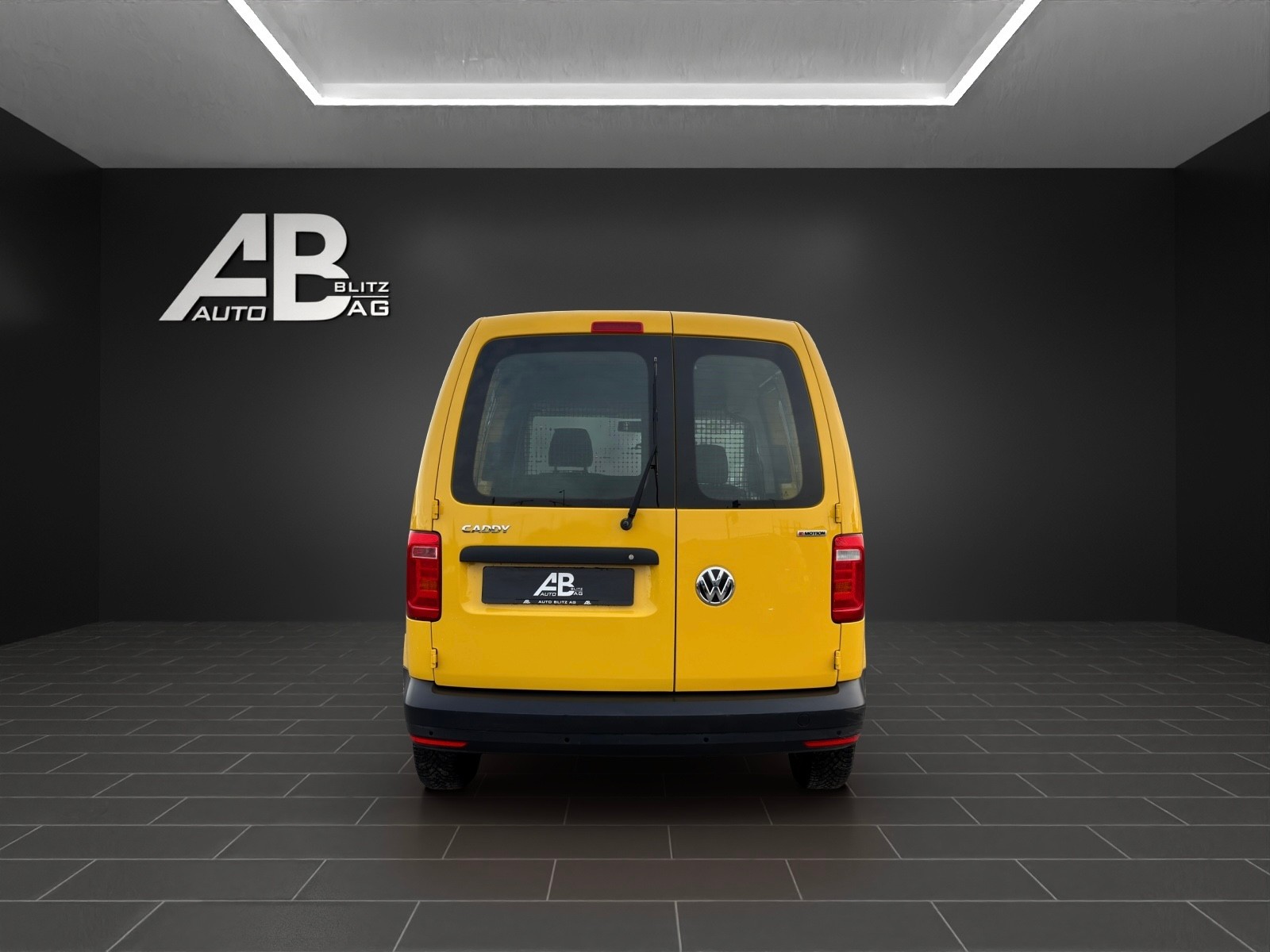 VW Caddy 2.0TDI 4Motion BlueMotion Technology mit 122 PS-image-3