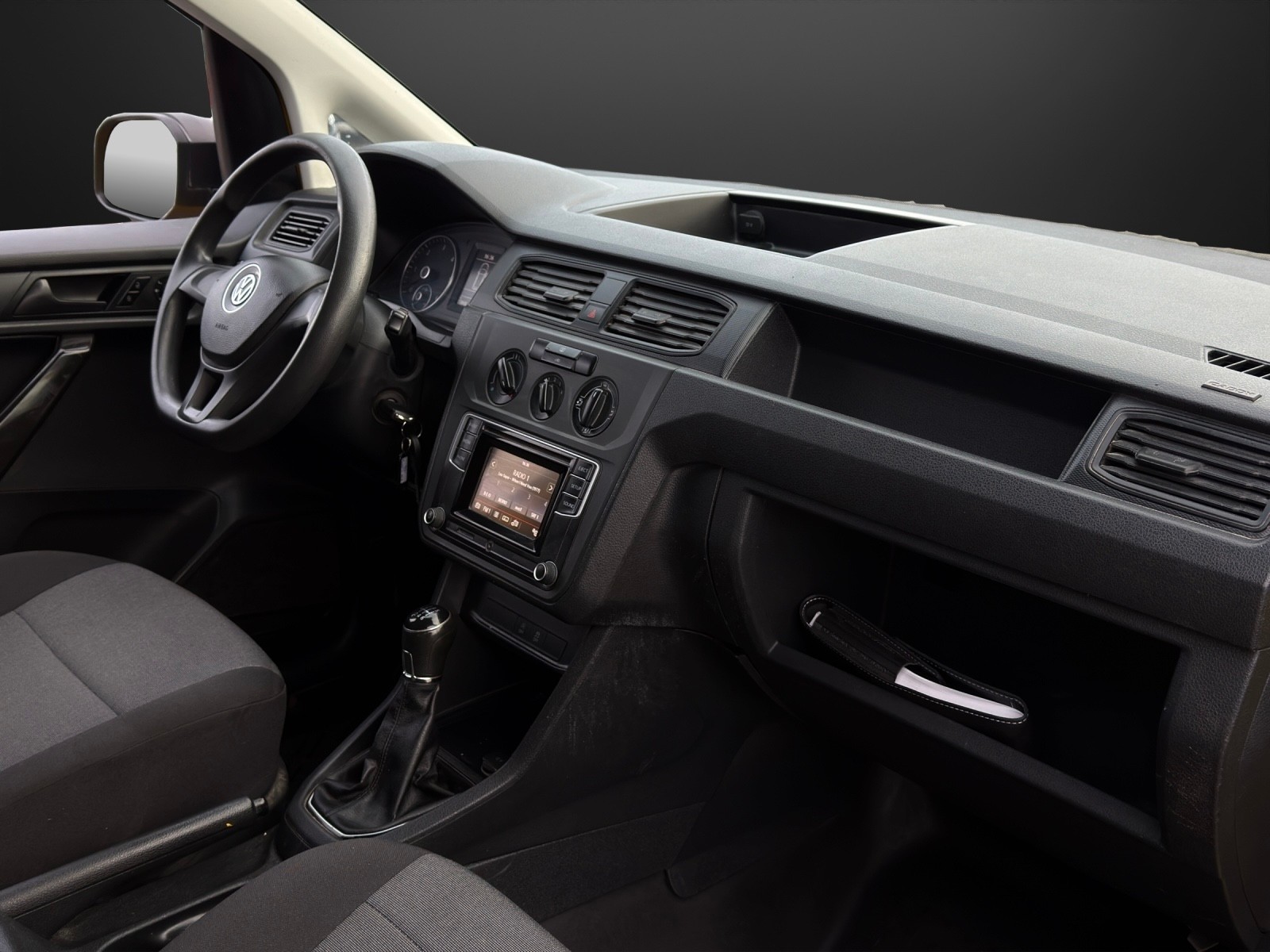 VW Caddy 2.0TDI 4Motion BlueMotion Technology mit 122 PS-image-9