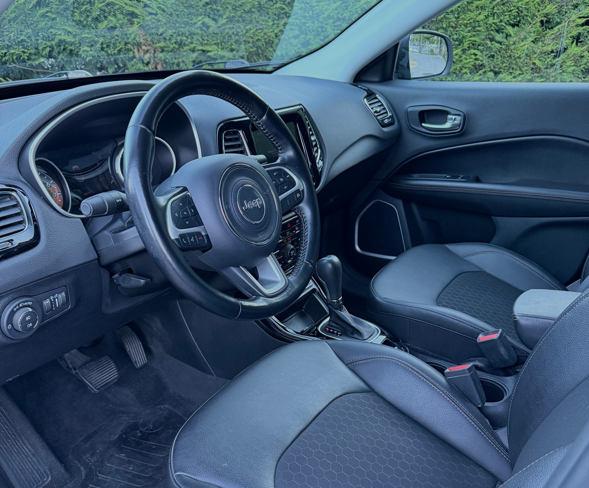 JEEP Compass 4x2 1.3 Turbo Limited DKG-image-7