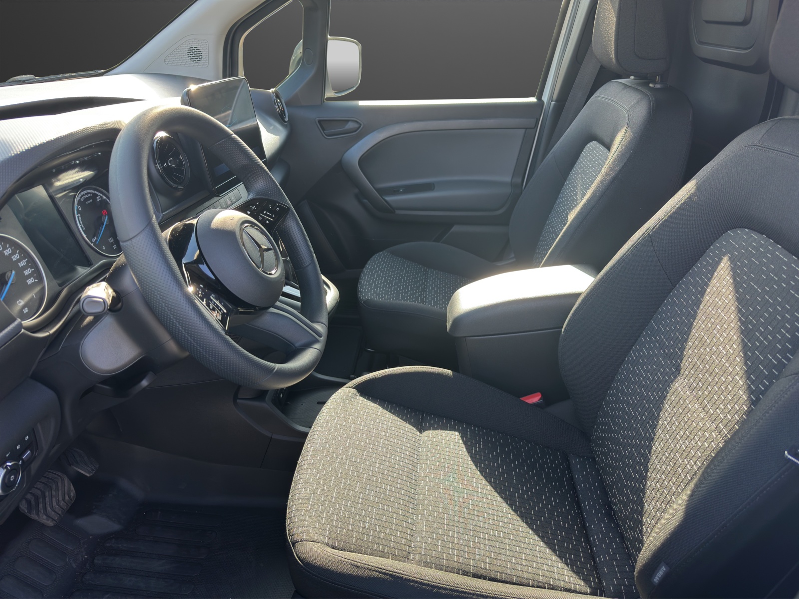 MERCEDES-BENZ eCitan Standard 2716mm S Worker-image-6