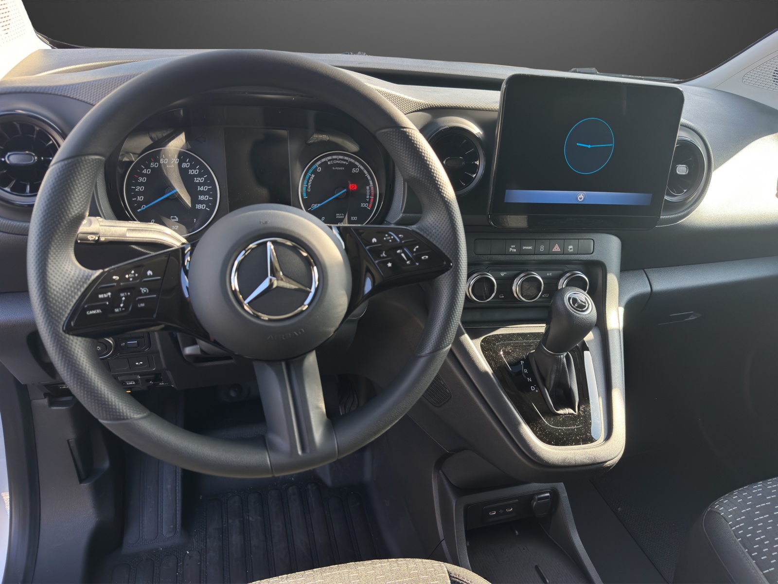 MERCEDES-BENZ eCitan Standard 2716mm S Worker-image-8