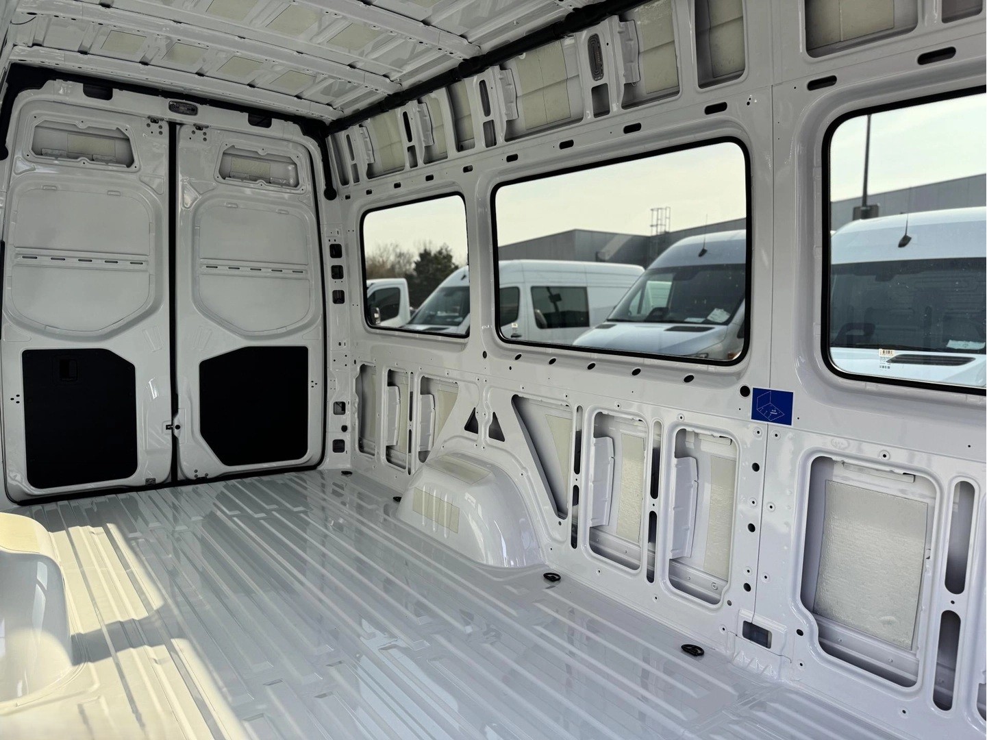 MERCEDES-BENZ Sprinter 317 CDI Lang Kastenwagen-image-1