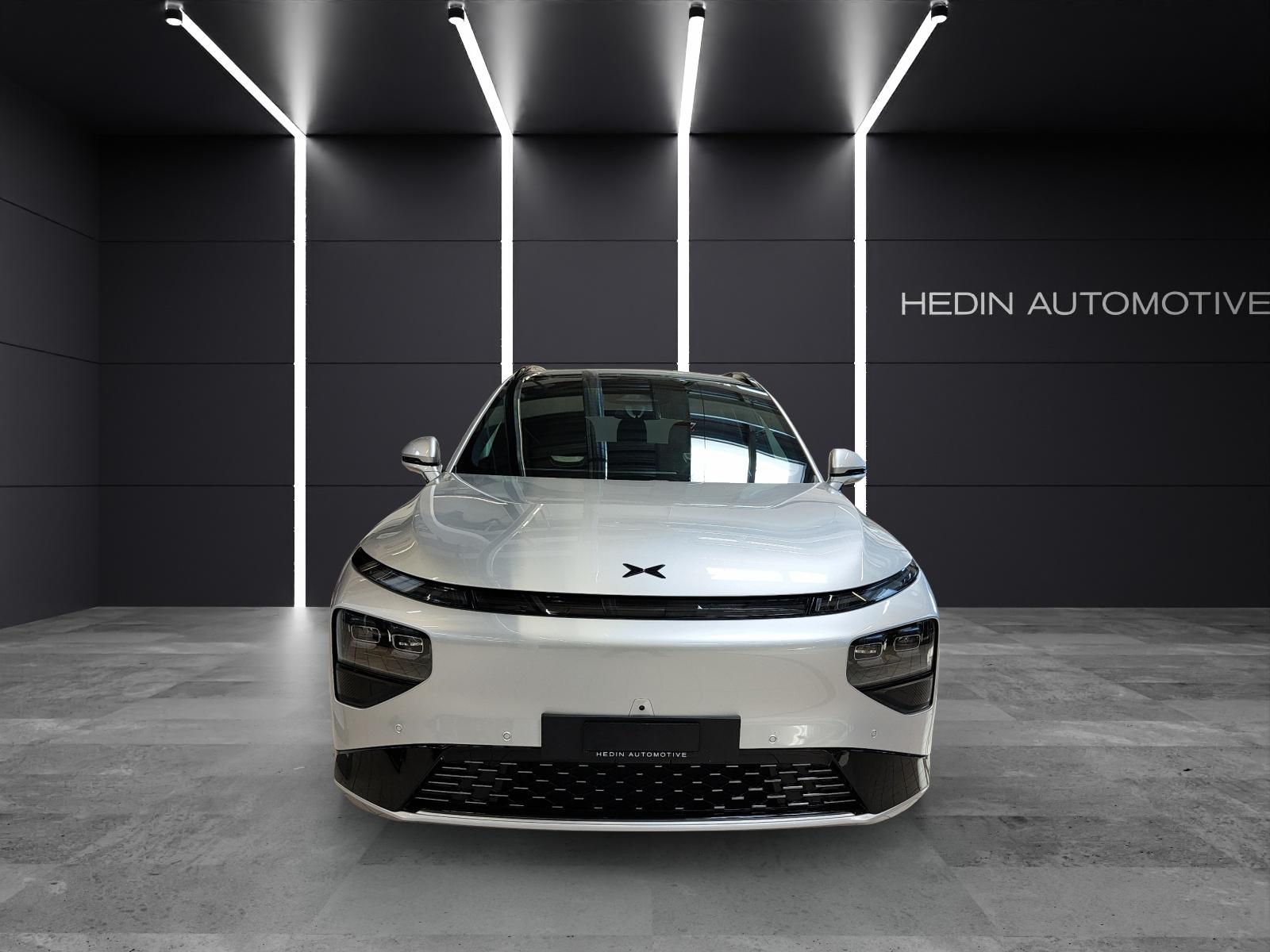 XPENG G9 Performance AWD-image-2
