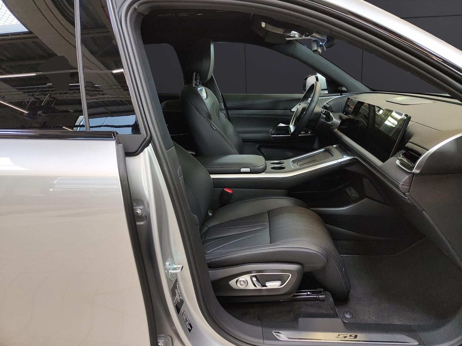 XPENG G9 Performance AWD-image-19