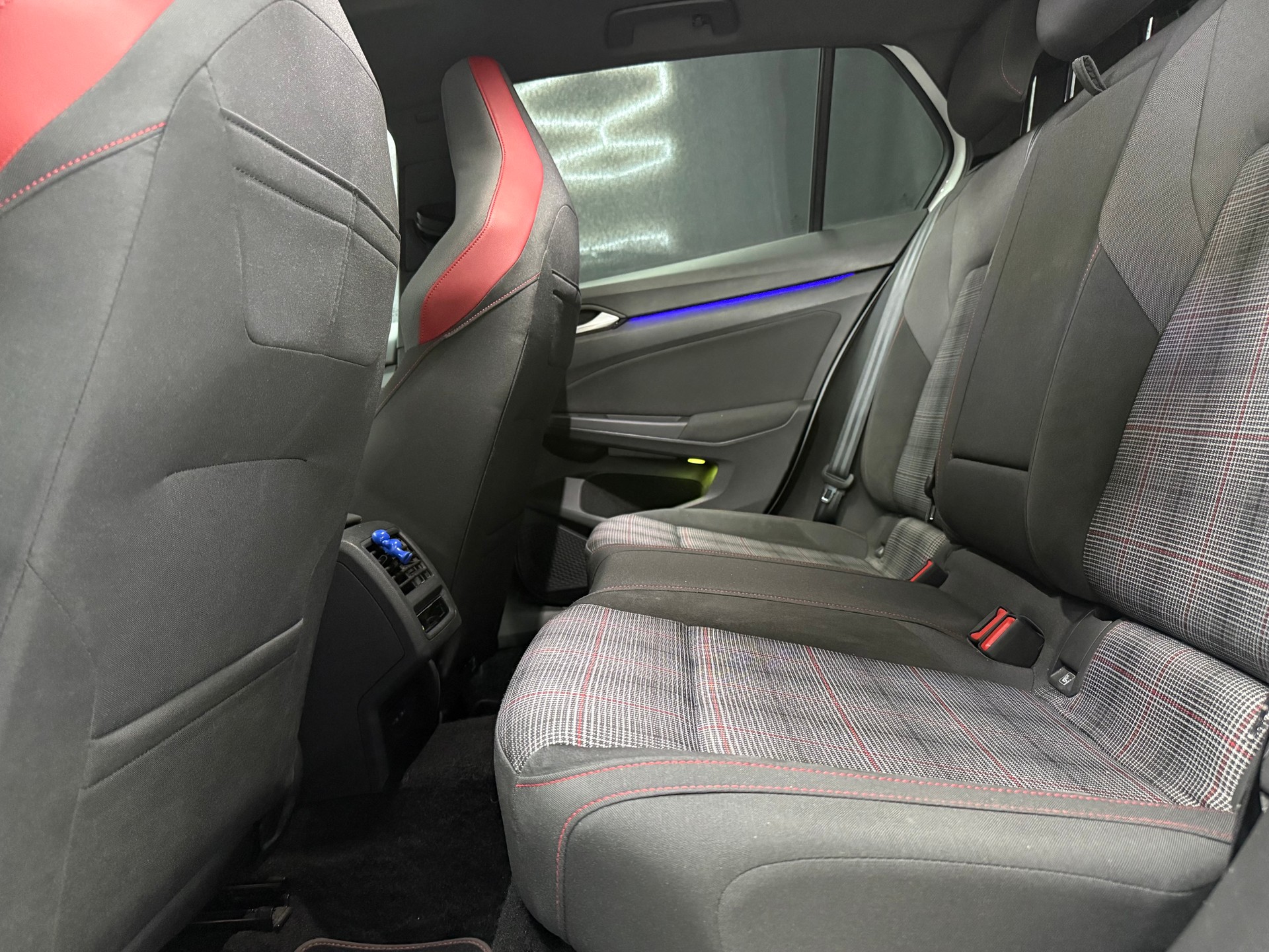 VW Golf 2.0 TSI GTI DSG-image-14