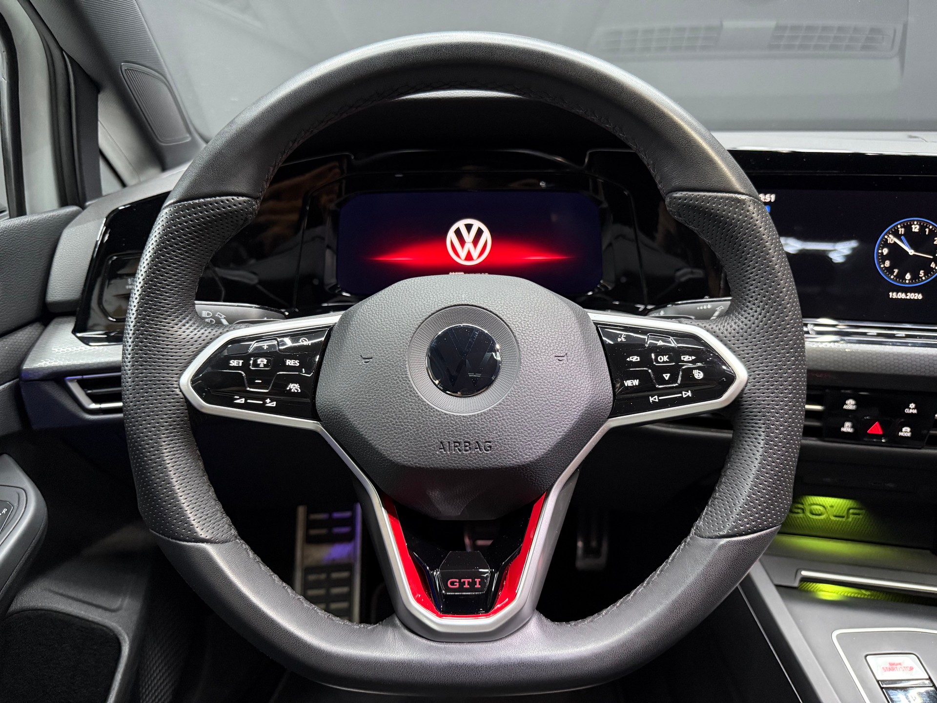 VW Golf 2.0 TSI GTI DSG-image-9