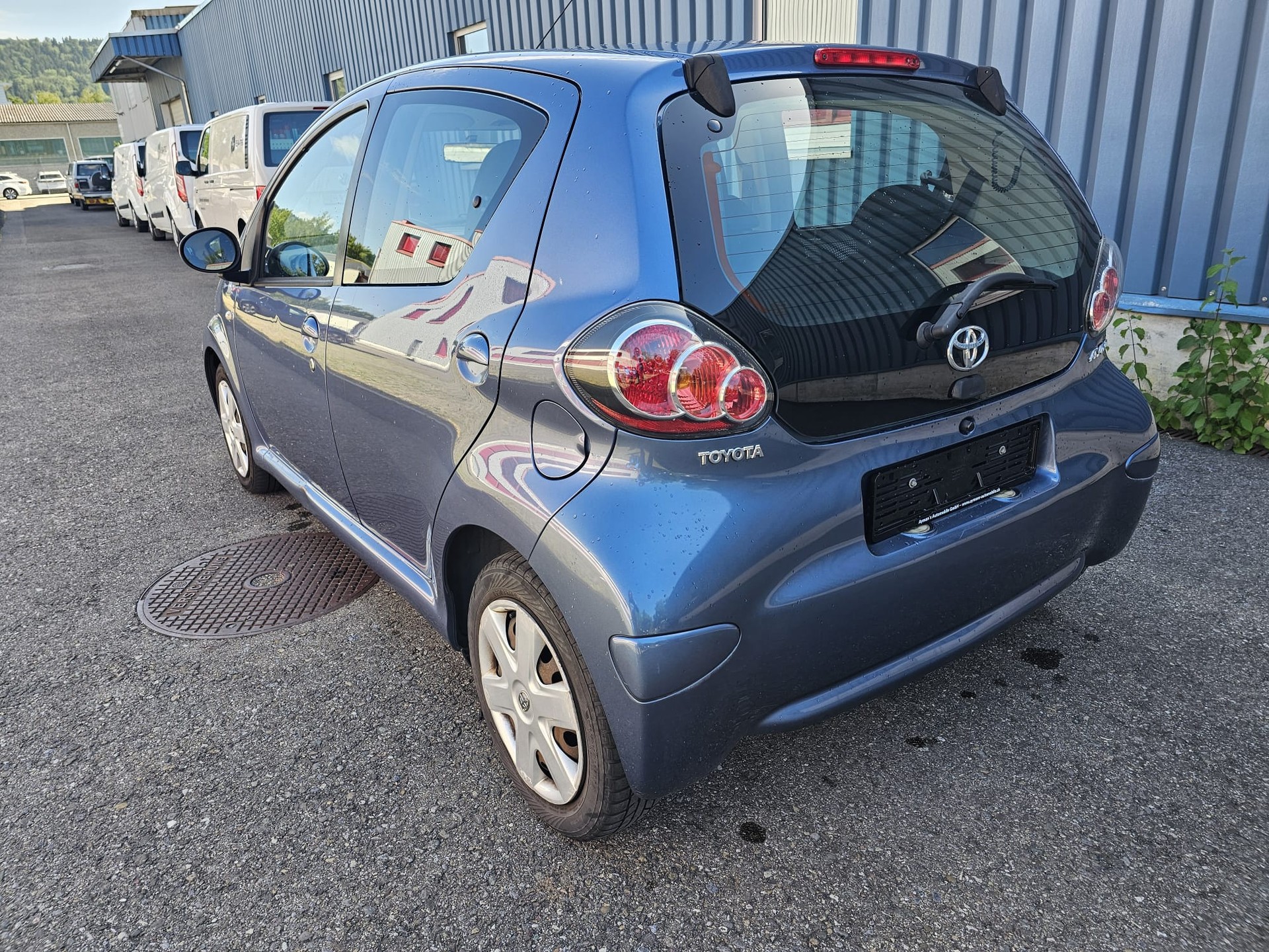 TOYOTA Aygo 1.0 Linea Luna-image-4
