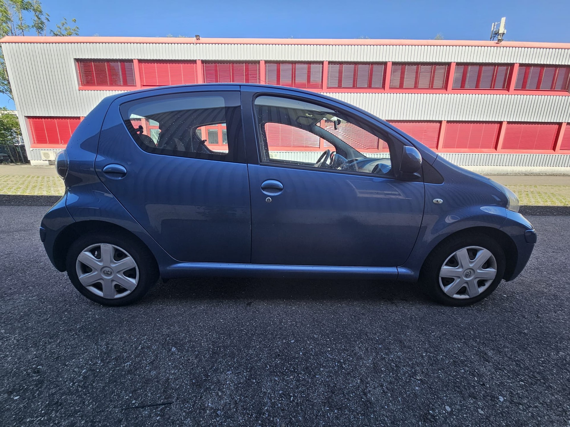 TOYOTA Aygo 1.0 Linea Luna-image-7