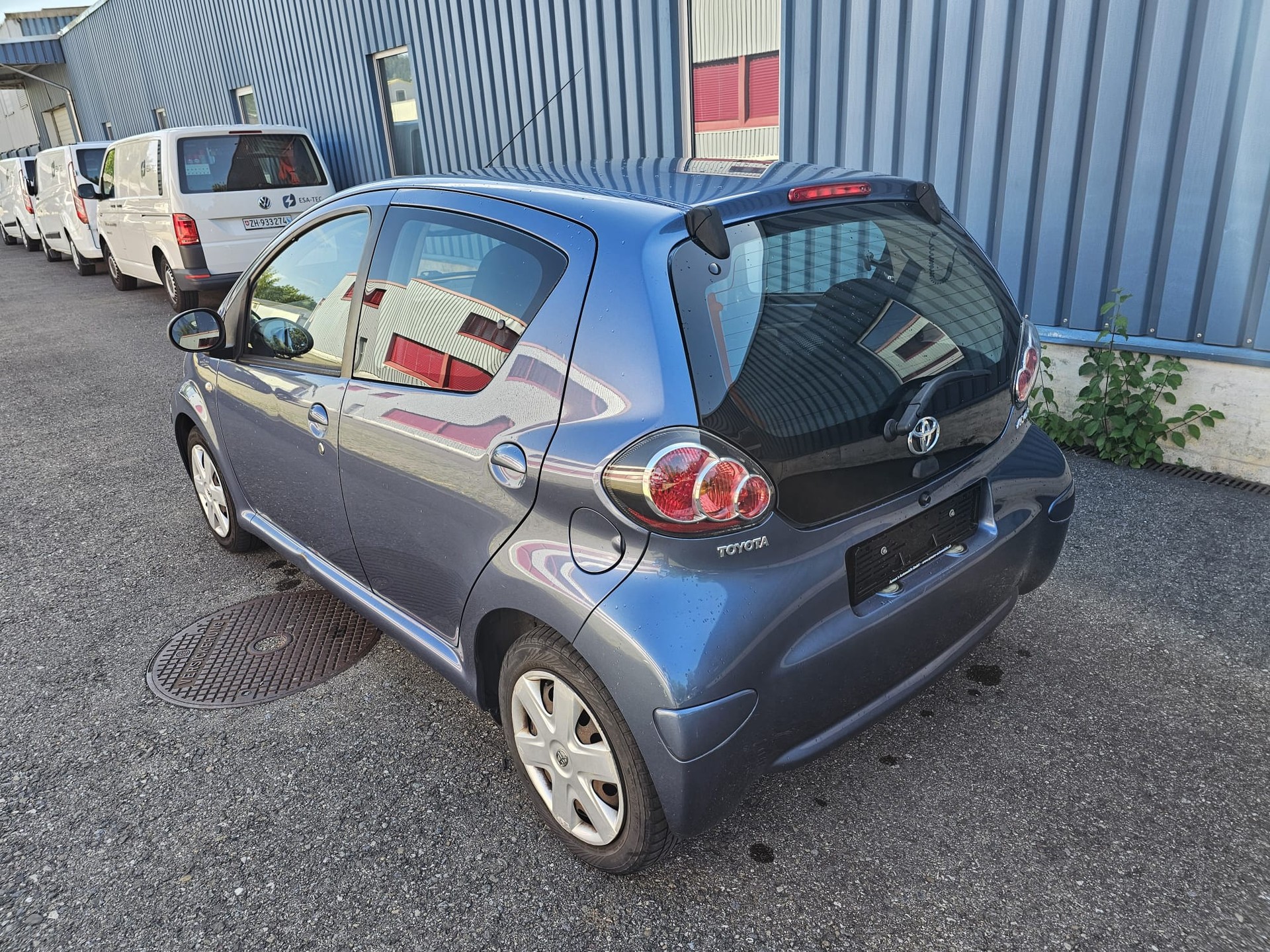 TOYOTA Aygo 1.0 Linea Luna-image-3