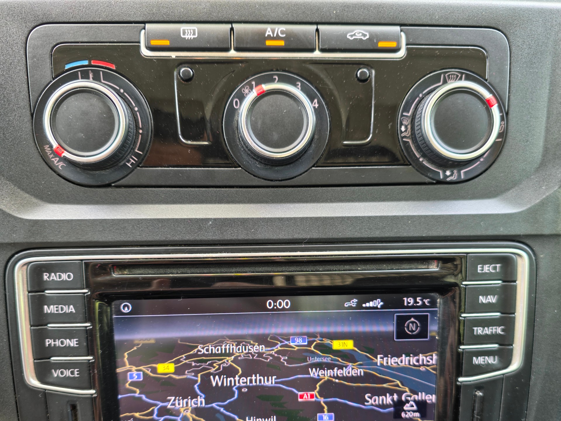 VW Caddy 2.0TDI BlueMotion Technology | ab MFK | Klima | Navi-image-6