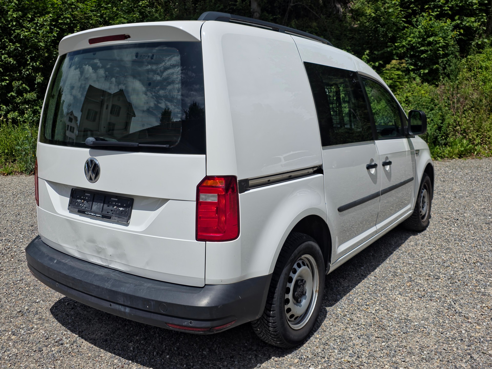 VW Caddy 2.0TDI BlueMotion Technology | ab MFK | Klima | Navi-image-8