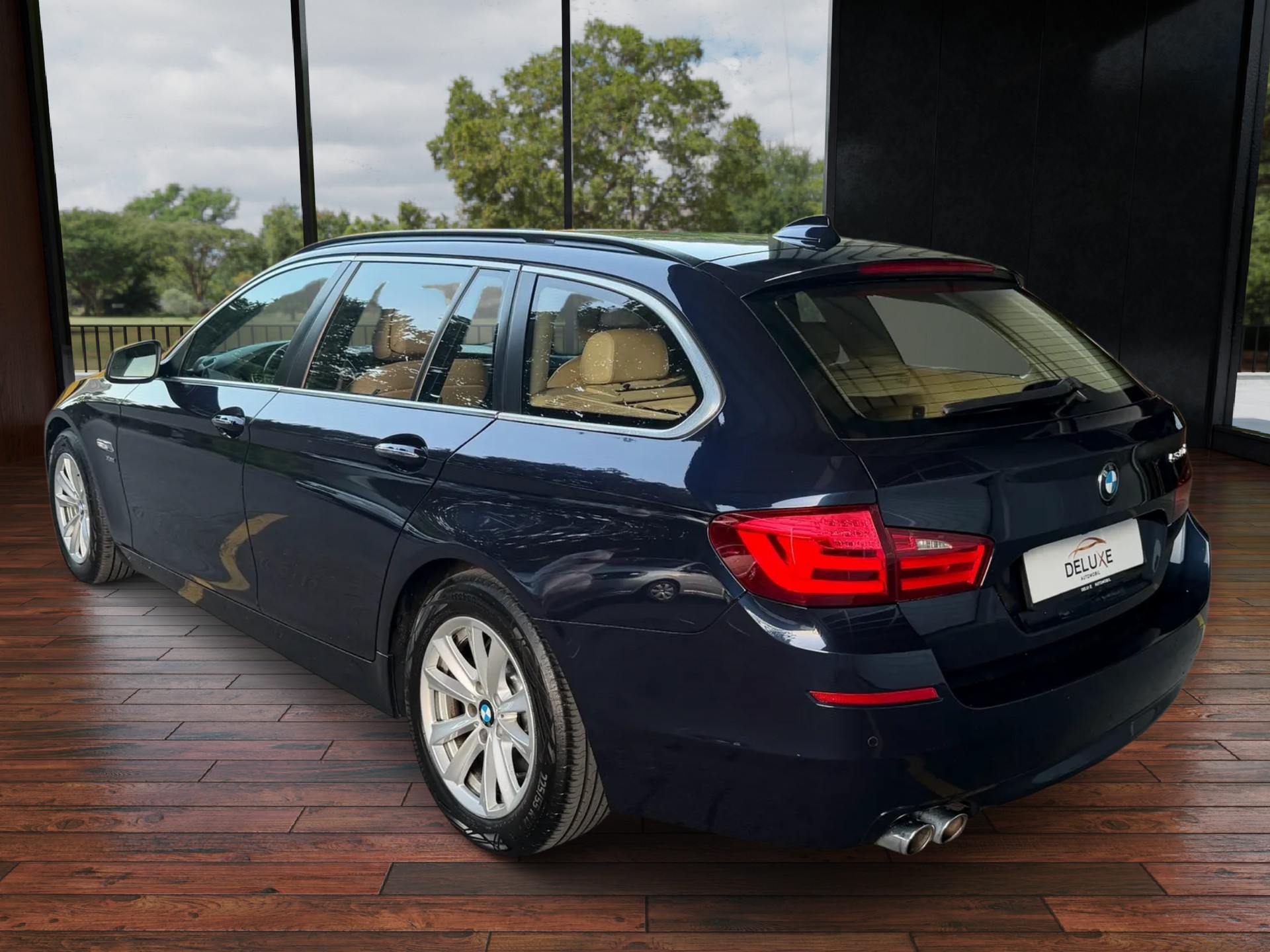 BMW 530d xDrive Touring Steptronic-image-3