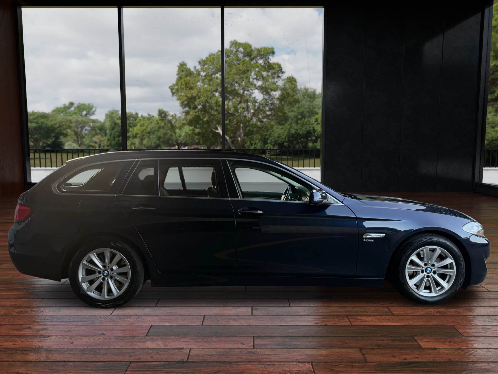 BMW 530d xDrive Touring Steptronic-image-6