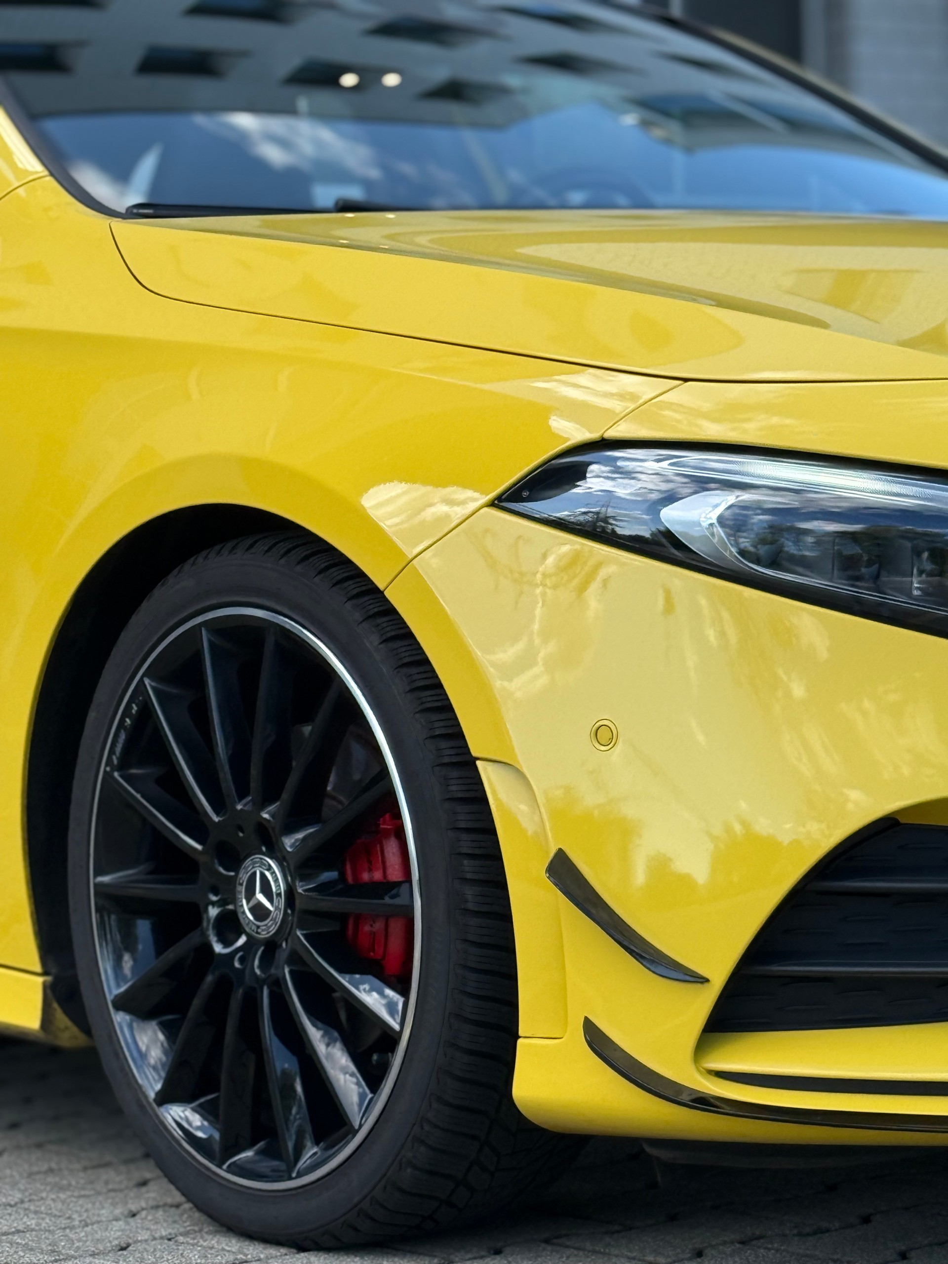 MERCEDES-BENZ A 180 Night Star AMG Line-image-1