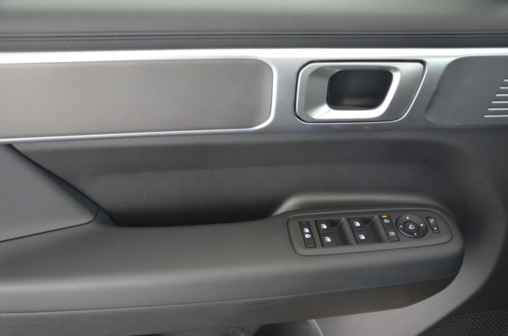 HYUNDAI Santa Fe 1.6 PHEV Premium 4WD-image-25