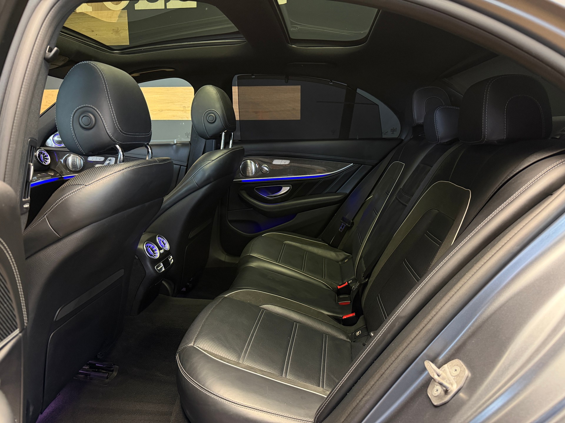 MERCEDES-BENZ E 63 AMG S 4Matic Speedshift MCT-image-22