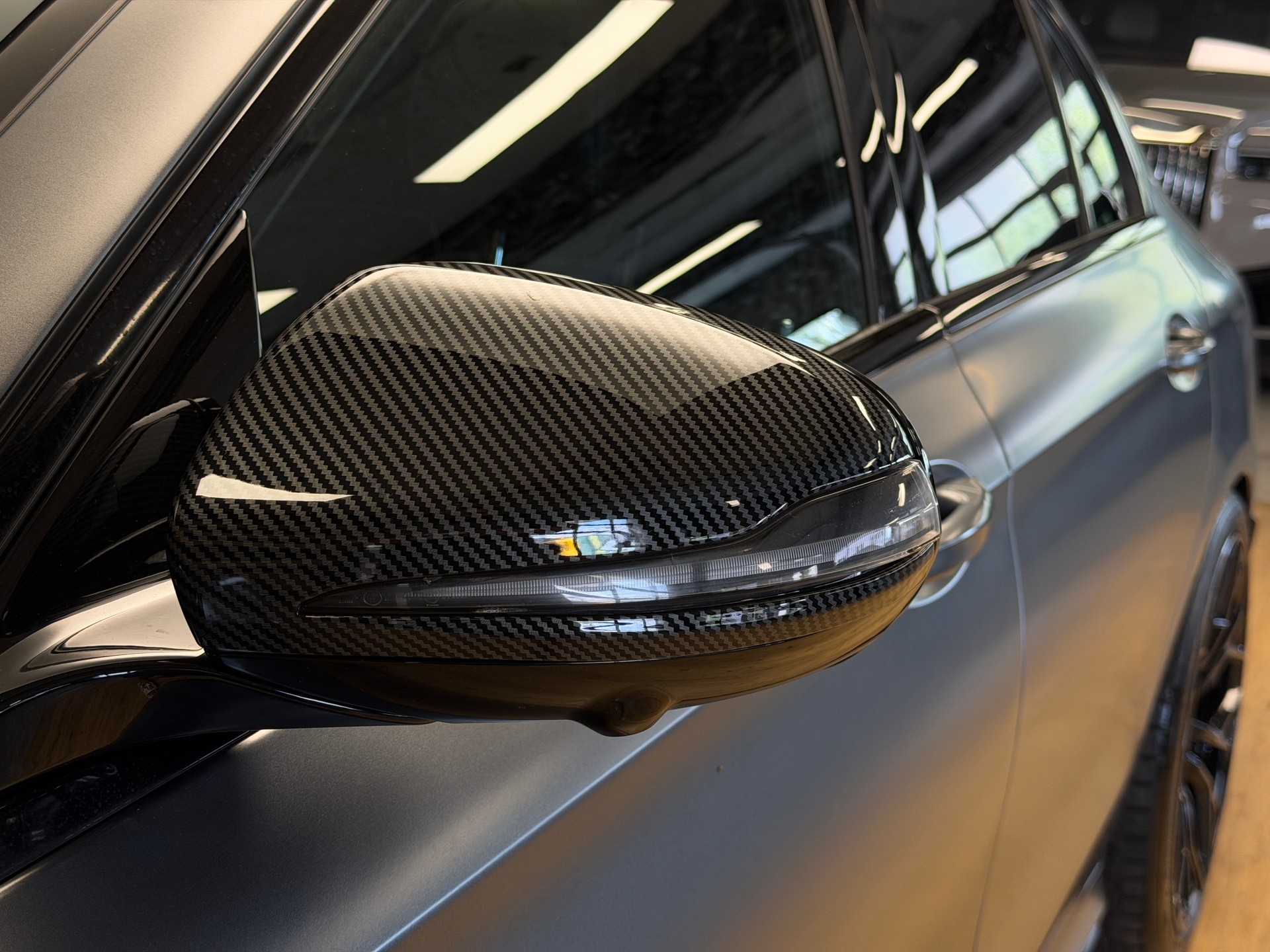 MERCEDES-BENZ E 63 AMG S 4Matic Speedshift MCT-image-11