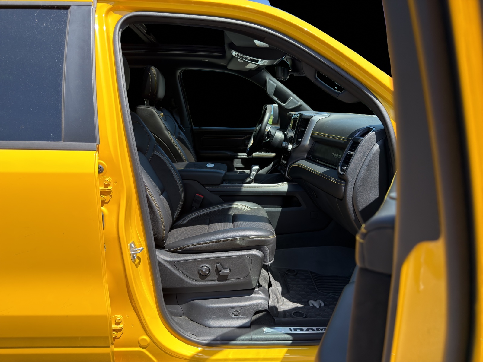 DODGE 1500 6.2 V8 4x4 TRX - Havoc Edition - 711 PS - AHK 3500 Kg-image-17