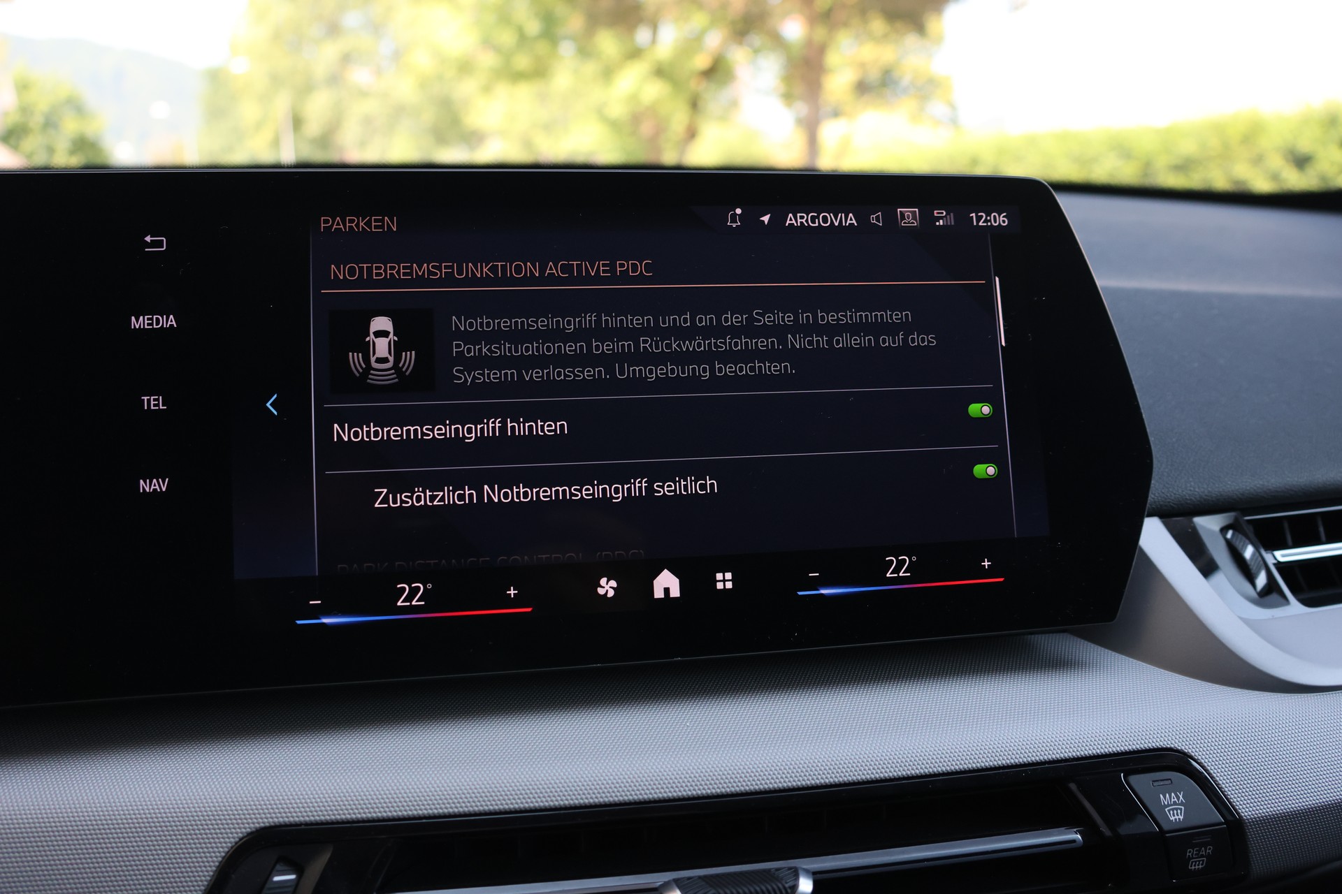 BMW X1 sDrive 20i 48V-image-19