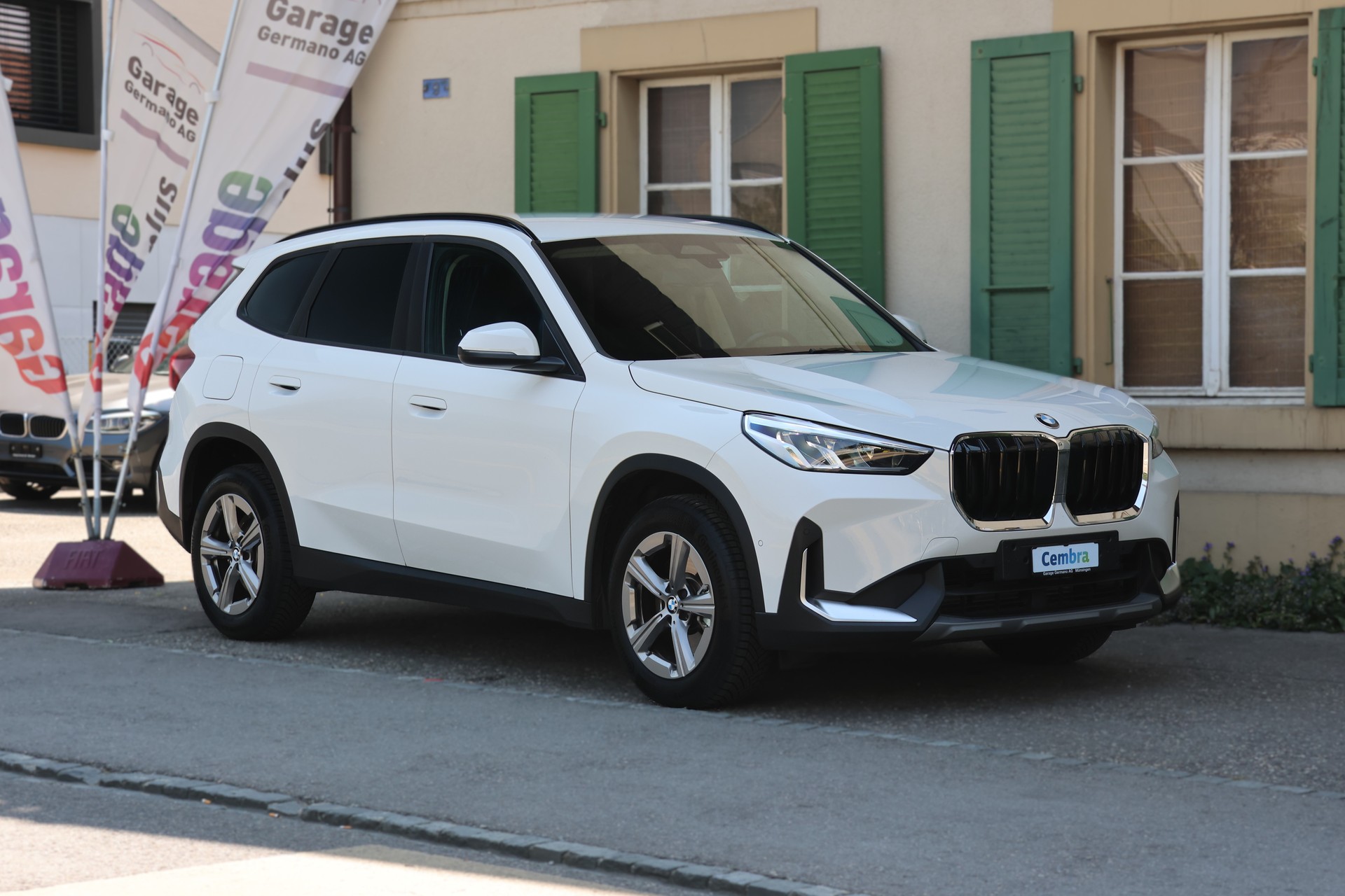 BMW X1 sDrive 20i 48V-image-2