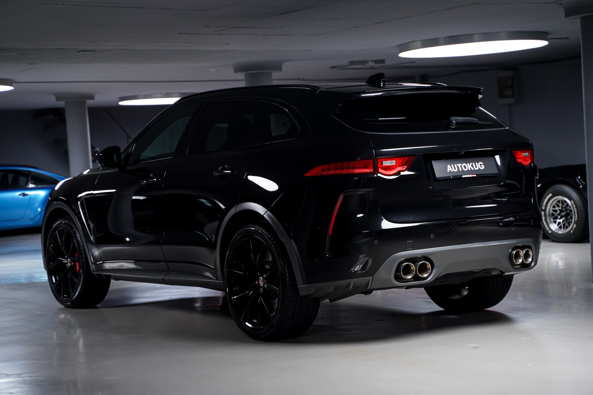 JAGUAR F-Pace 5.0 V8 SVR AWD Automatik-image-5