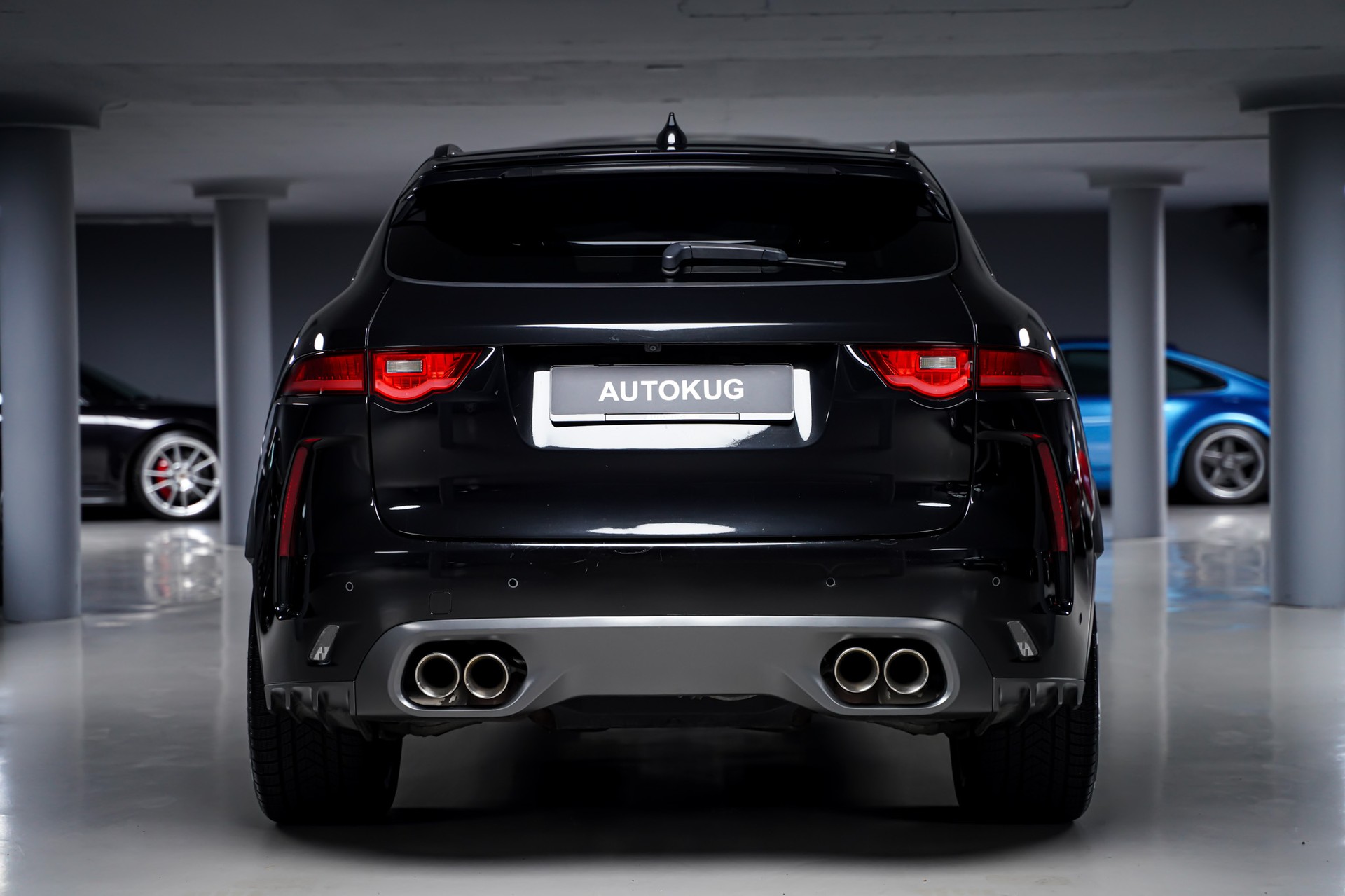 JAGUAR F-Pace 5.0 V8 SVR AWD Automatik-image-4