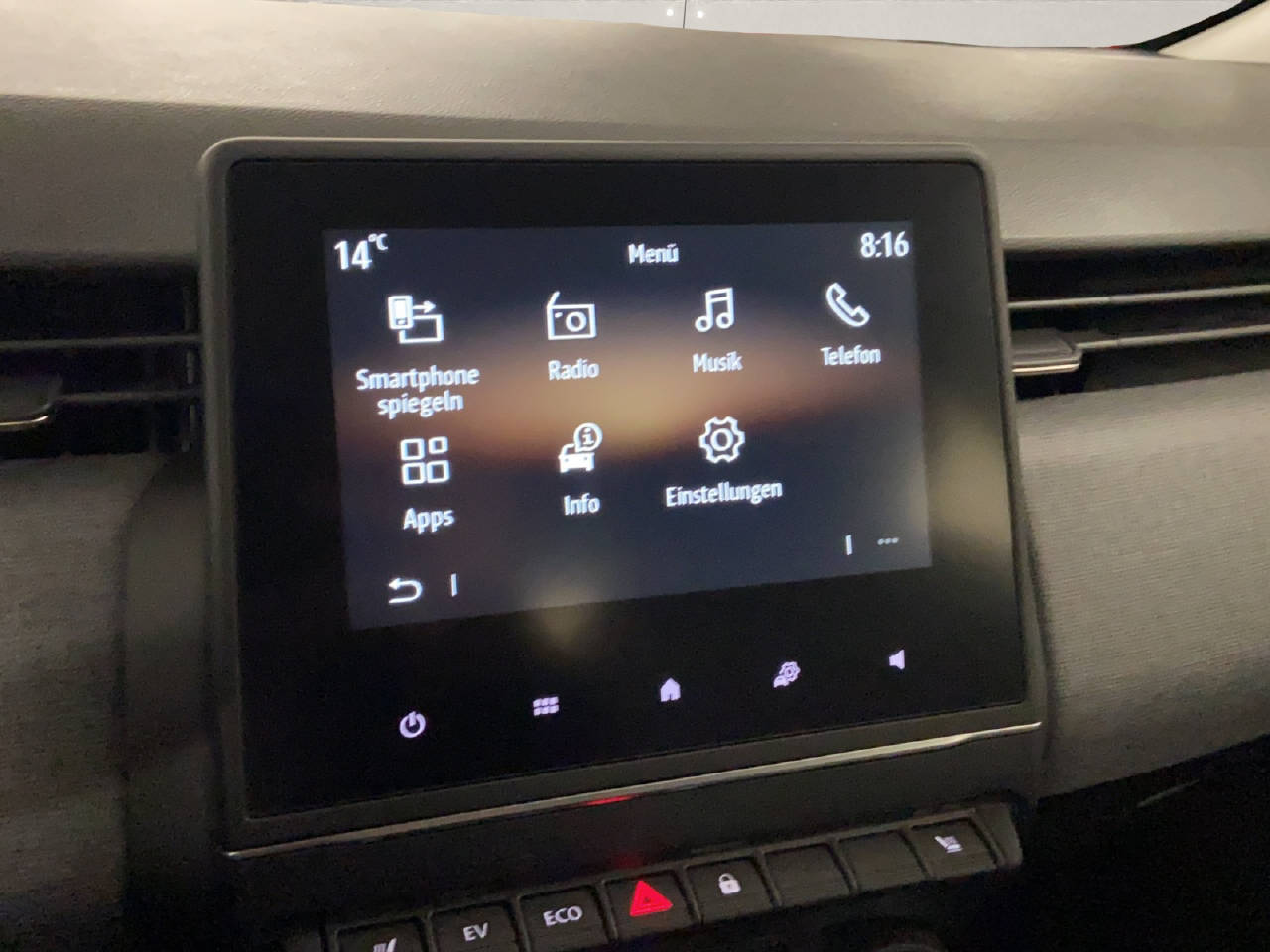 RENAULT Clio 1.6 E-Tech evolution-image-7