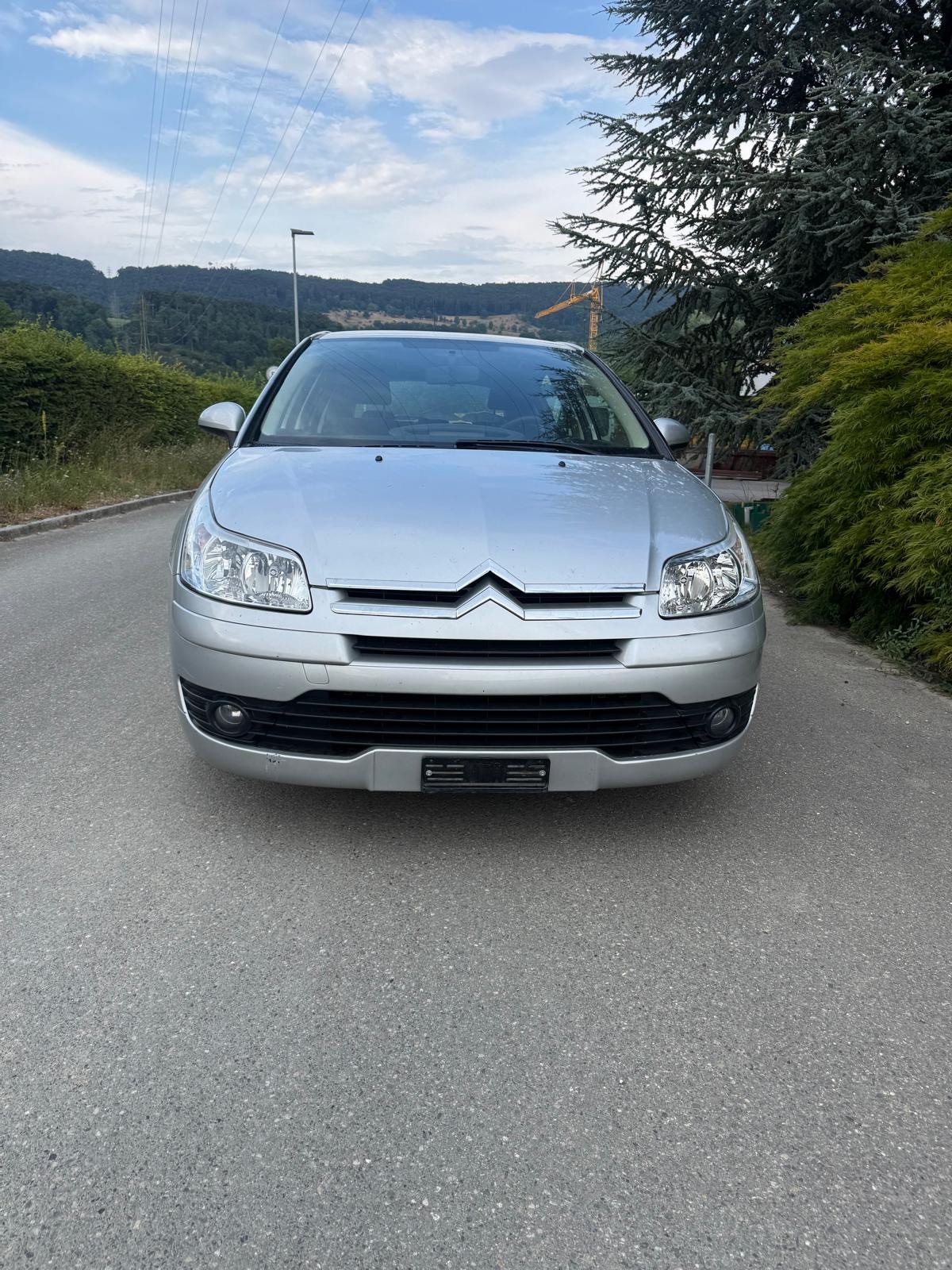 CITROEN C4 Berline 1.6i 16V VTR-image-1