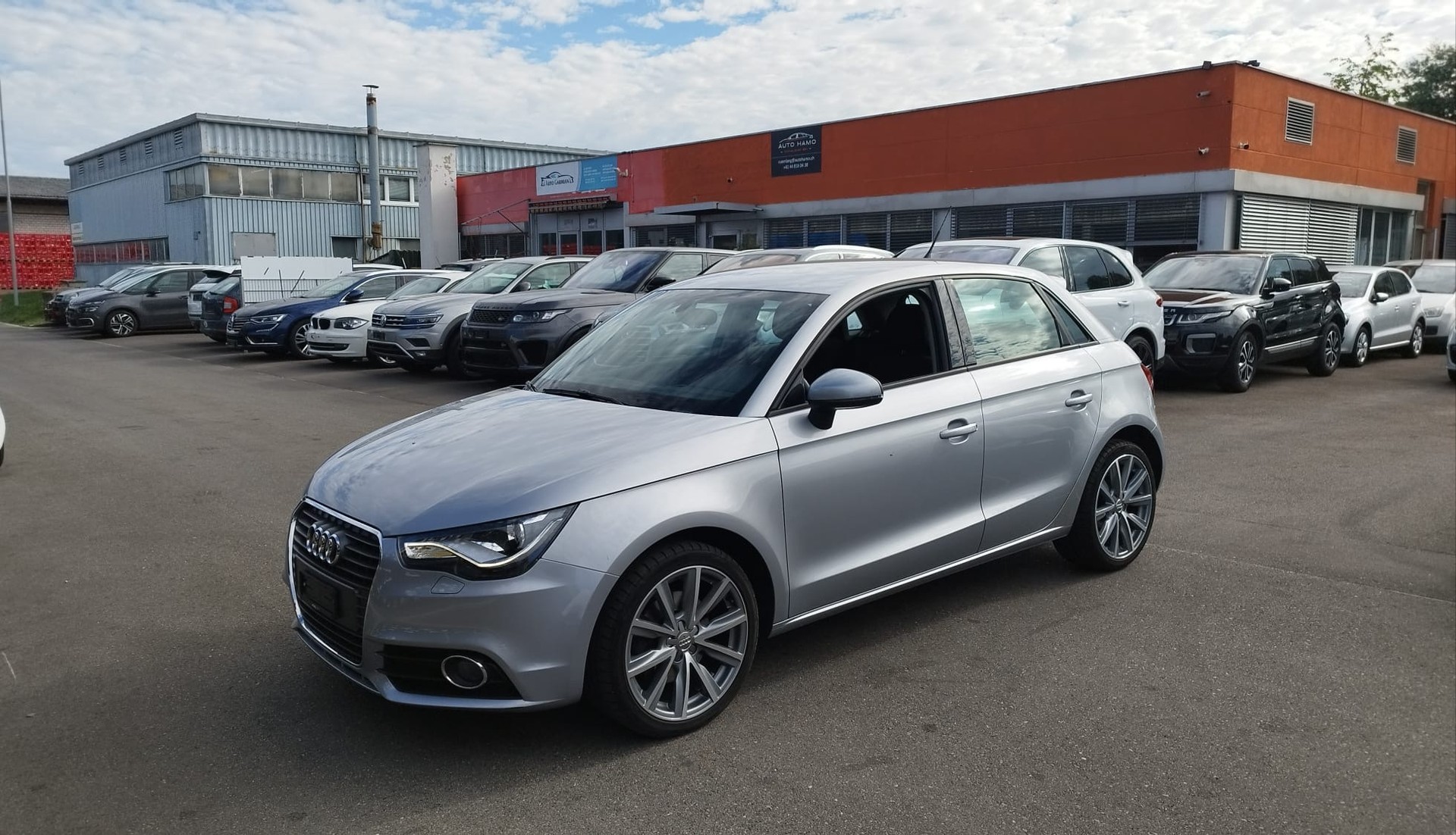 AUDI A1 Sportback 1.4 TFSI Attraction S-tronic-image-1