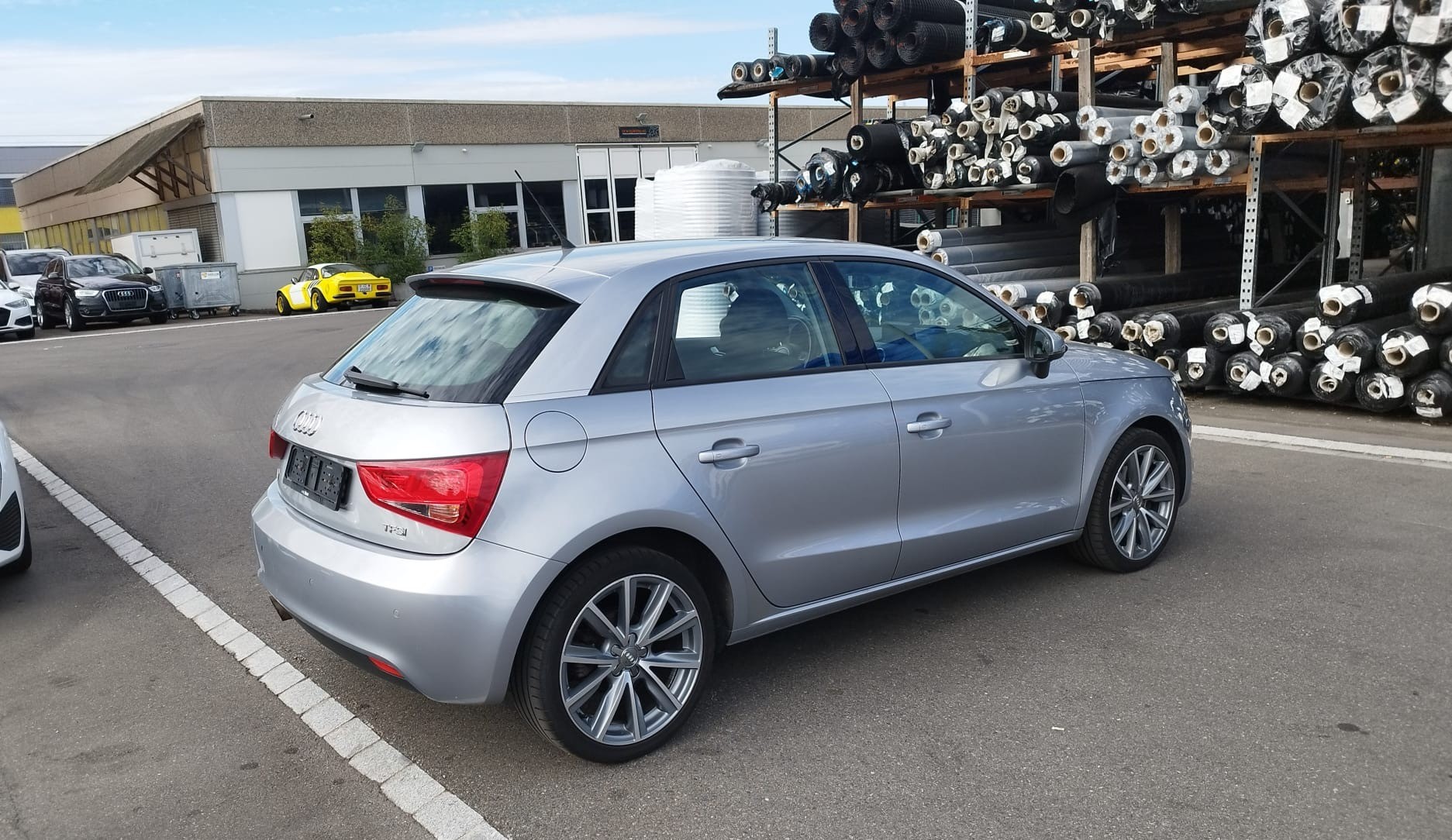 AUDI A1 Sportback 1.4 TFSI Attraction S-tronic-image-6