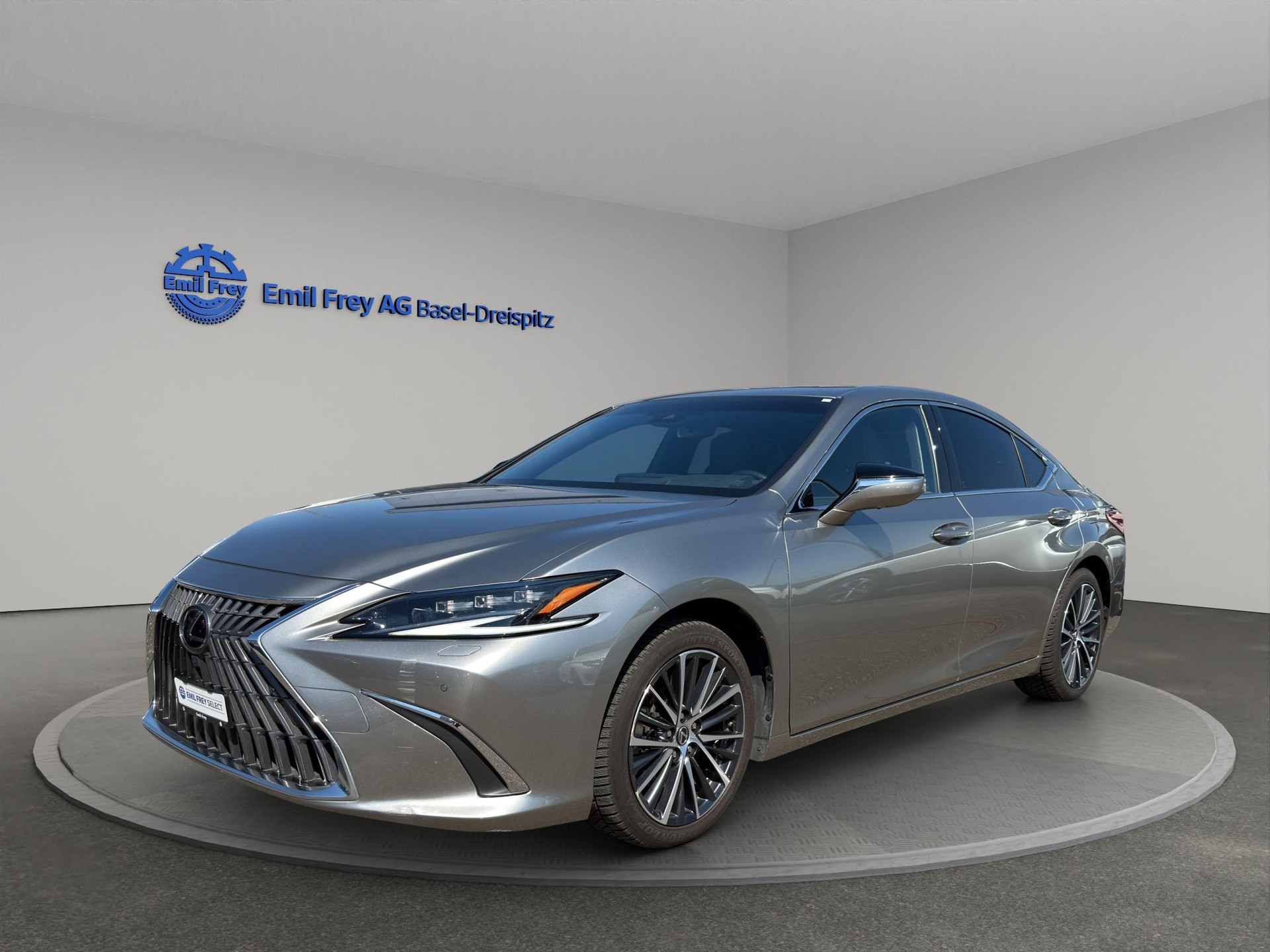 LEXUS ES 300h Excellence-image-0