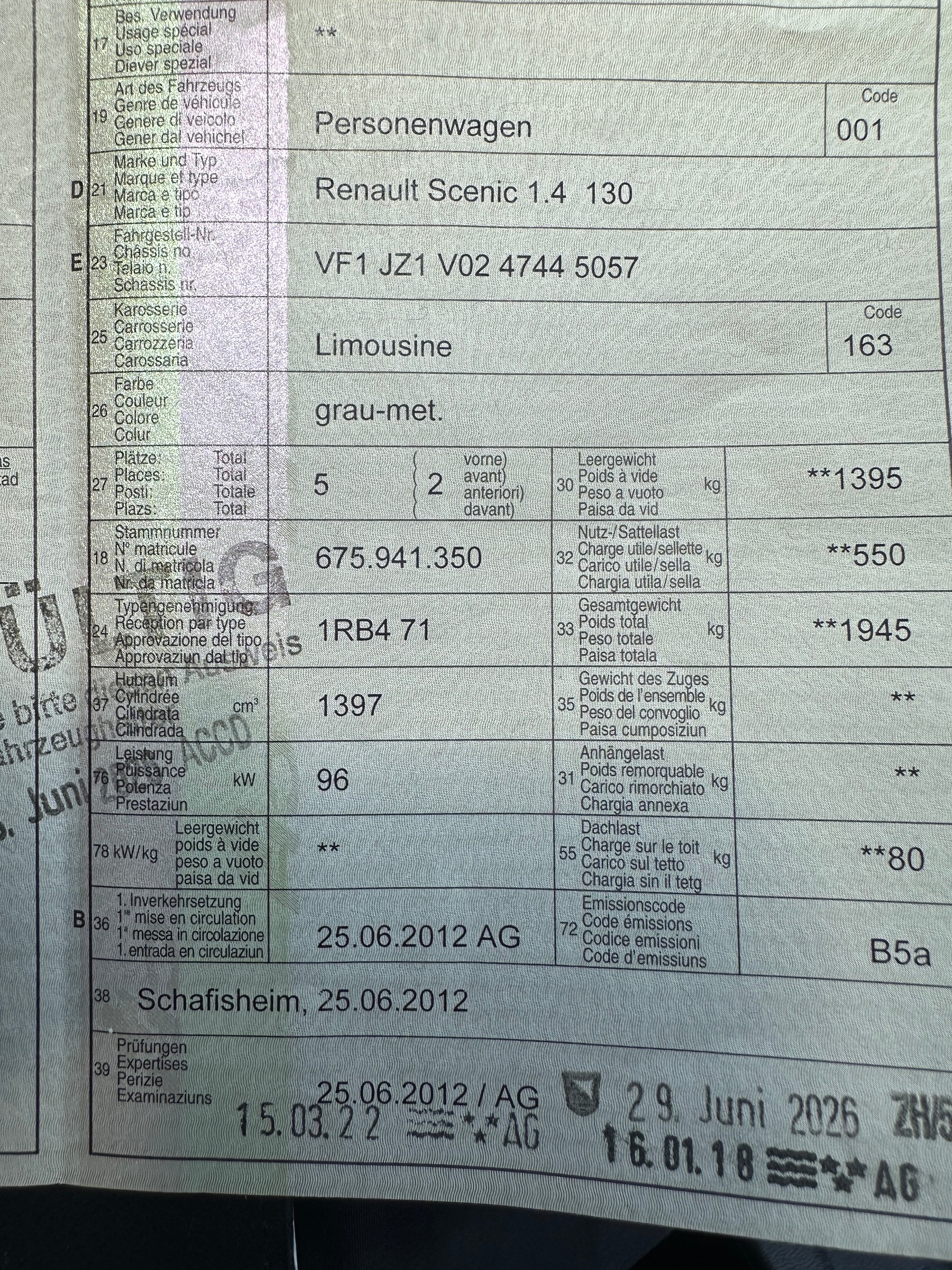 RENAULT Scénic 1.4 16V Turbo Bose-image-16