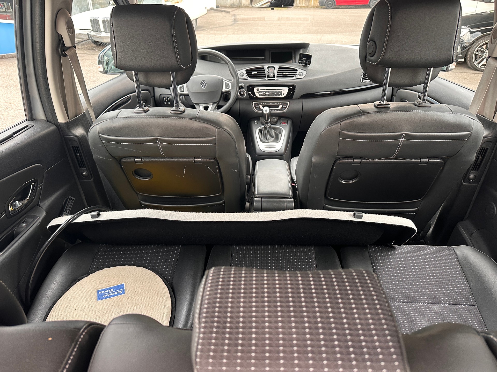 RENAULT Scénic 1.4 16V Turbo Bose-image-9