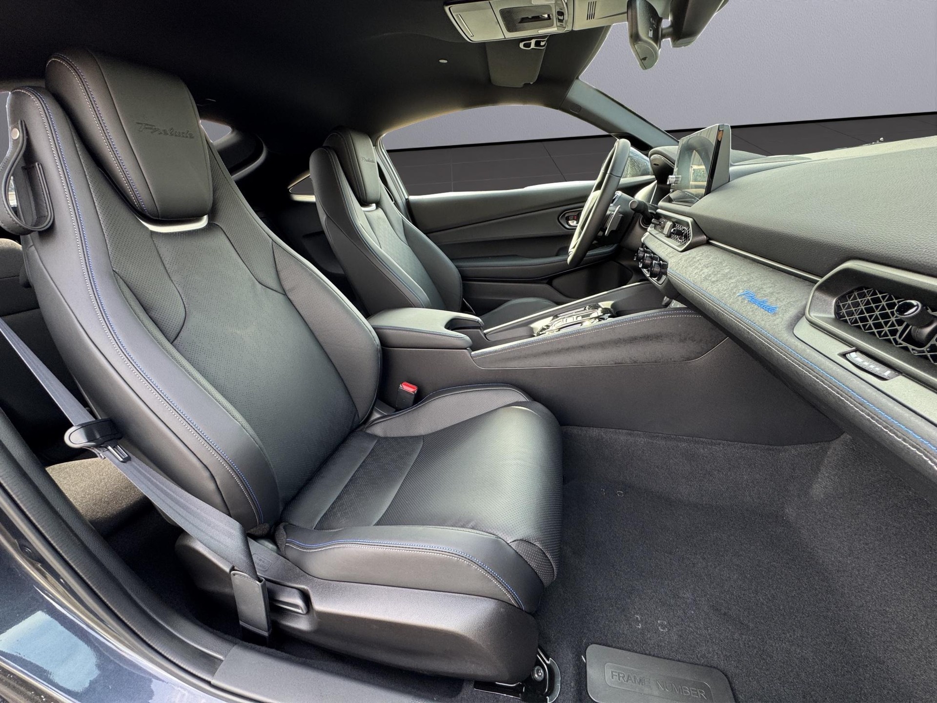 HONDA Prelude 2.0 i-MMD Advance-image-16