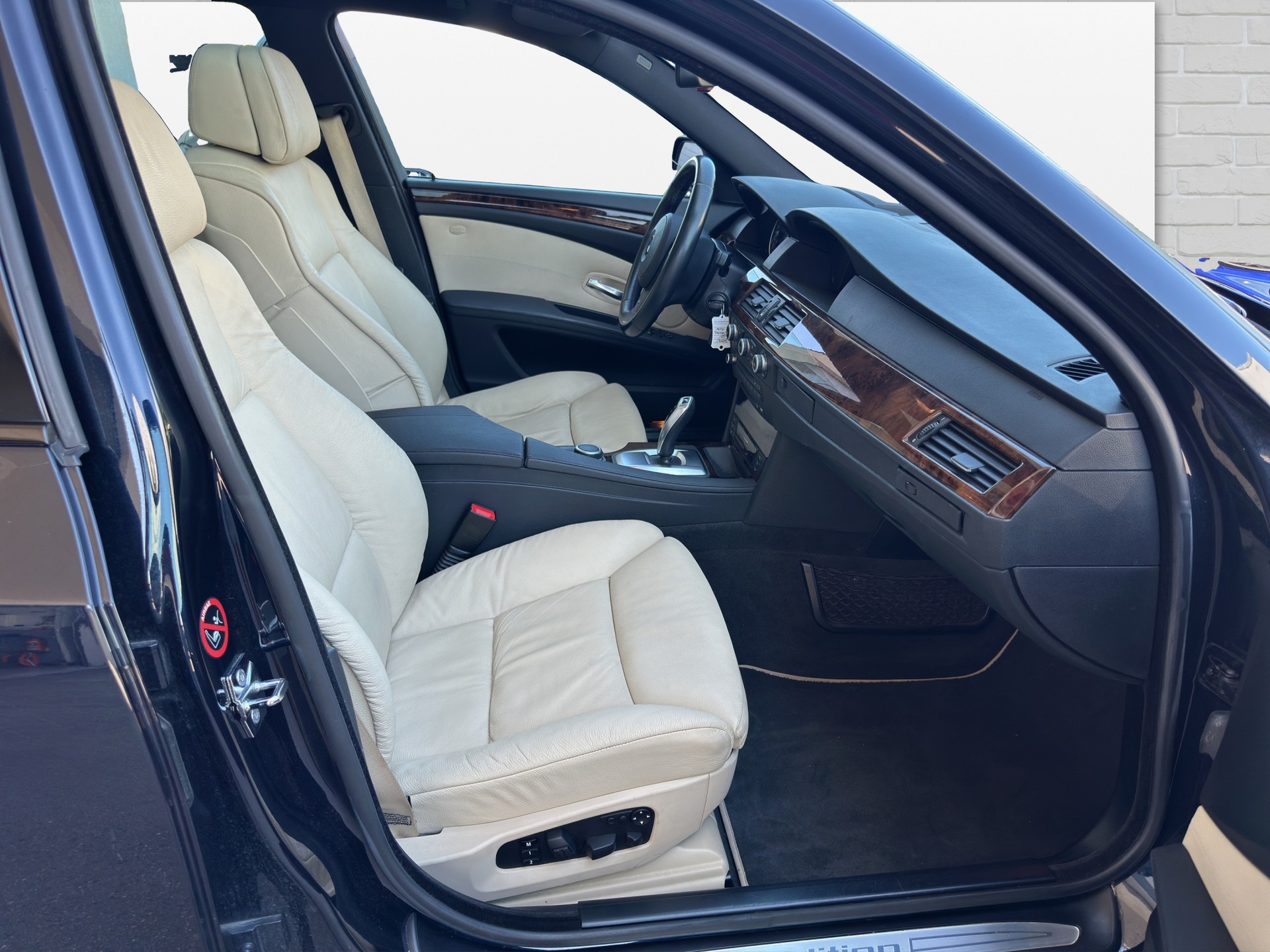 BMW 535d Touring Steptronic-image-10