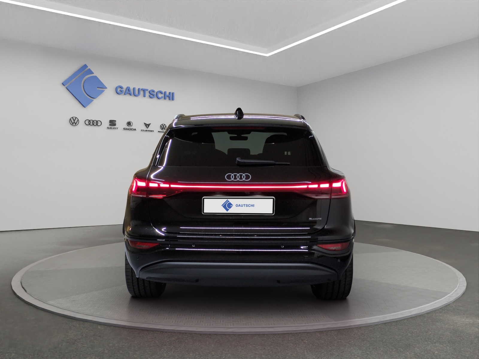 AUDI Q6 e-tron quattro-image-3
