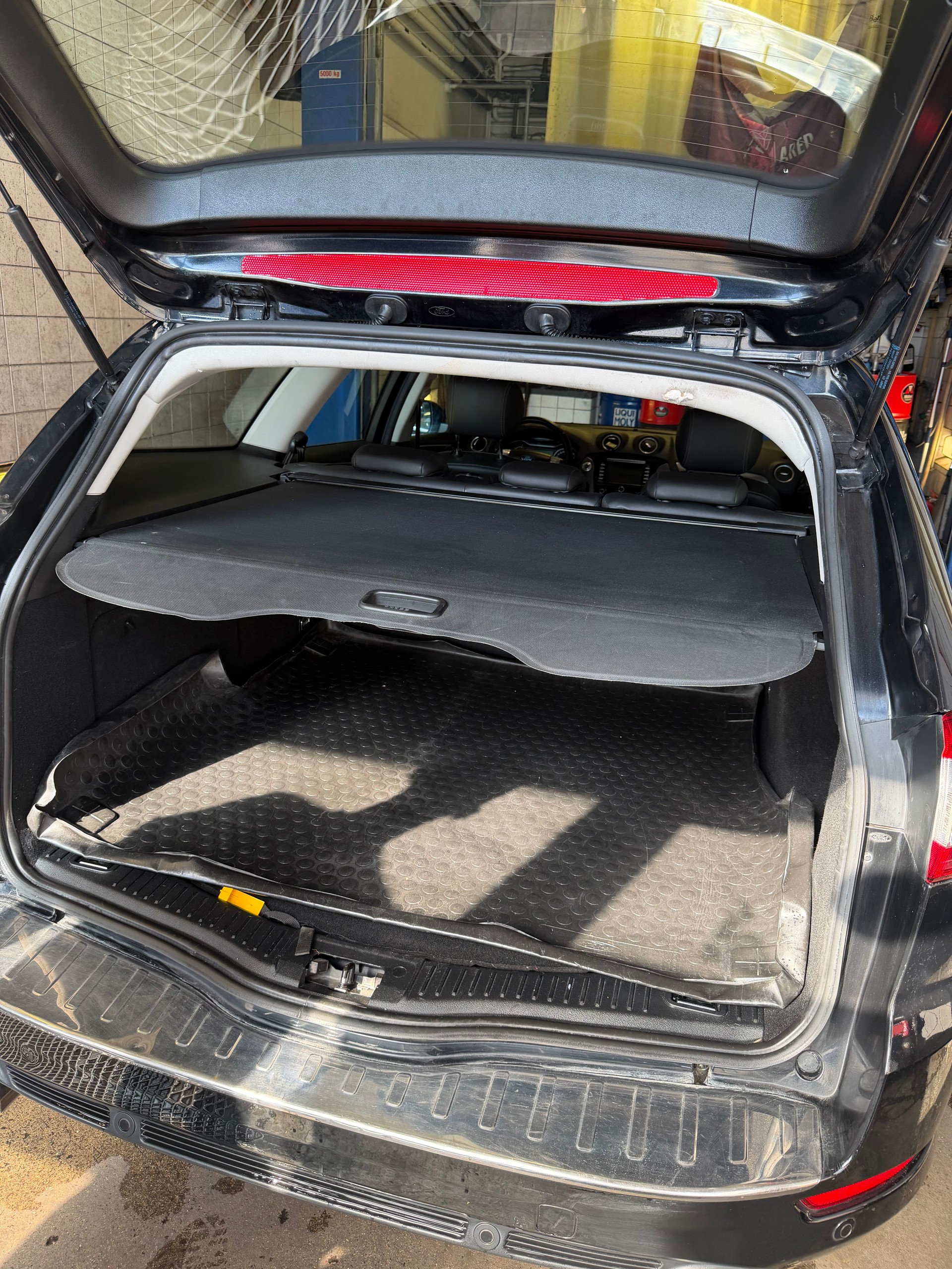FORD Mondeo 2.0 EcoBoost SCTi TitaniumS PowerShift-image-5