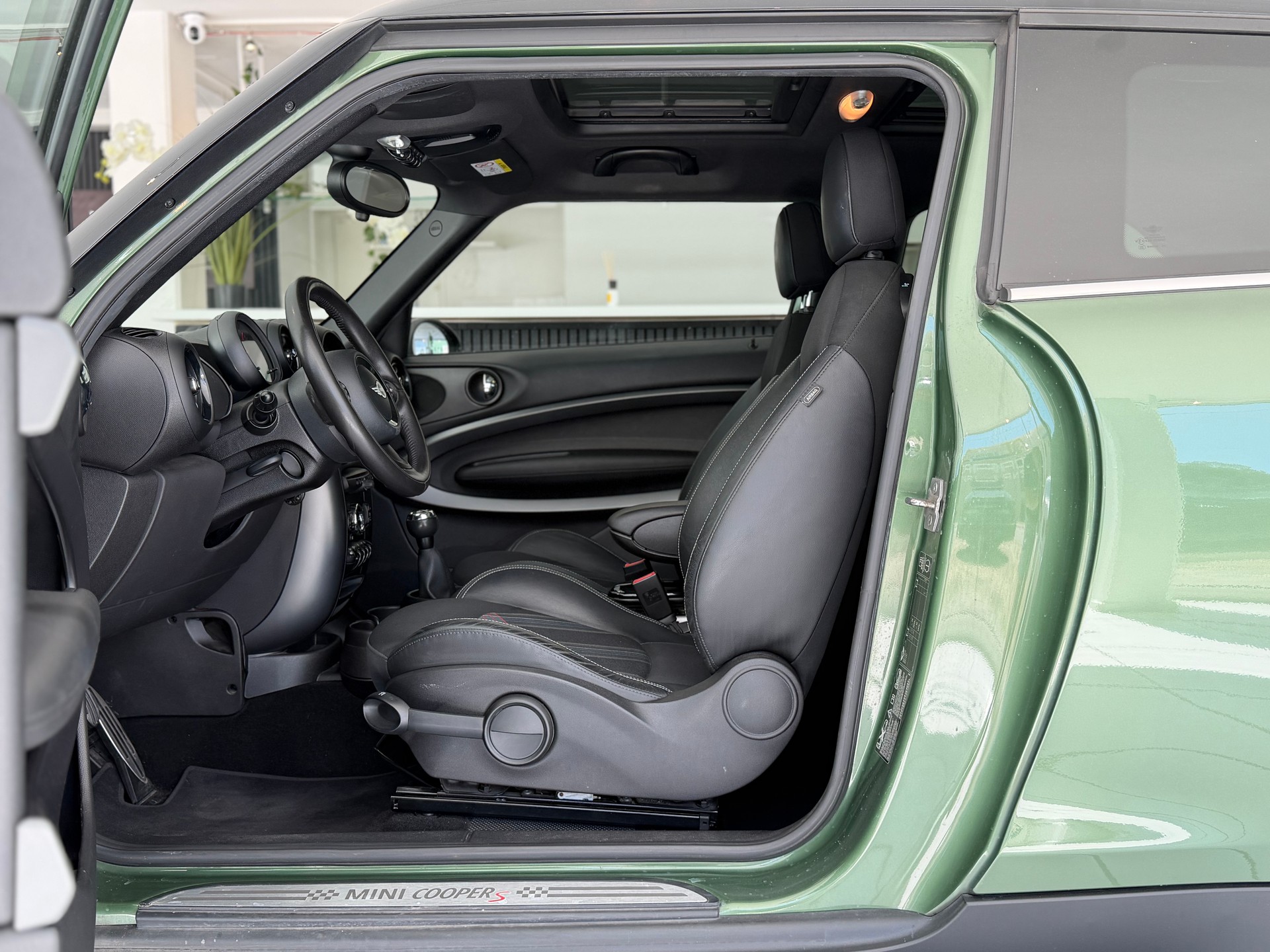 MINI Paceman Cooper SD ALL4 **Frisch ab MFK & Service**-image-11